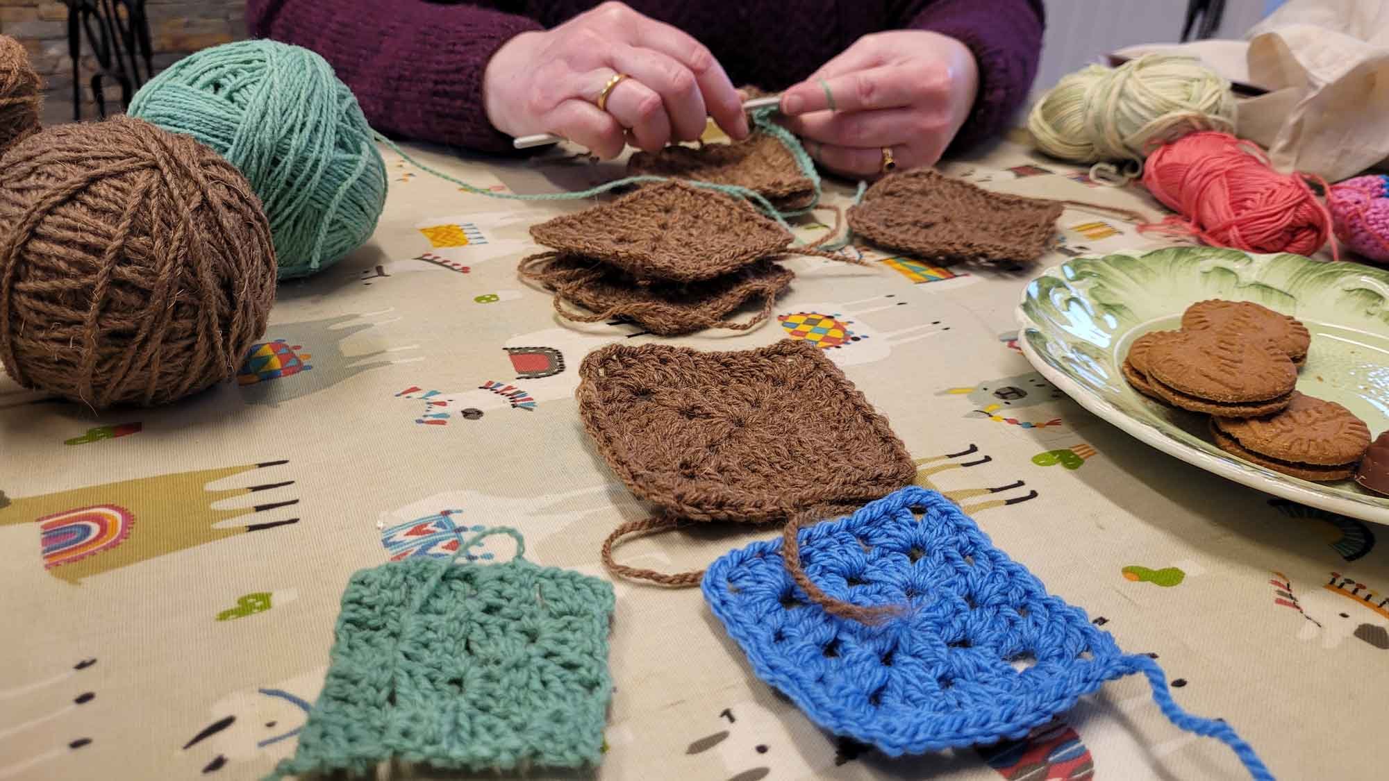 From Chain to Square
