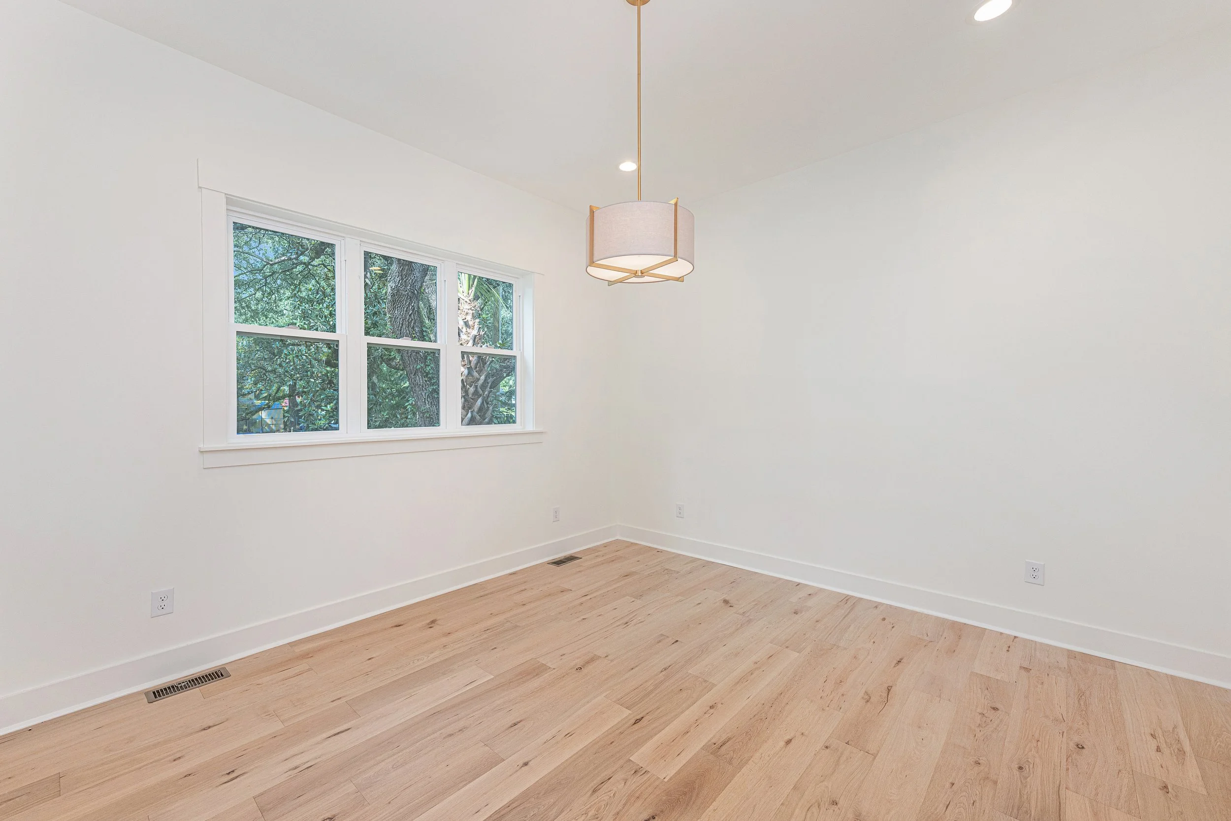 2159ParkwayDr17.jpg