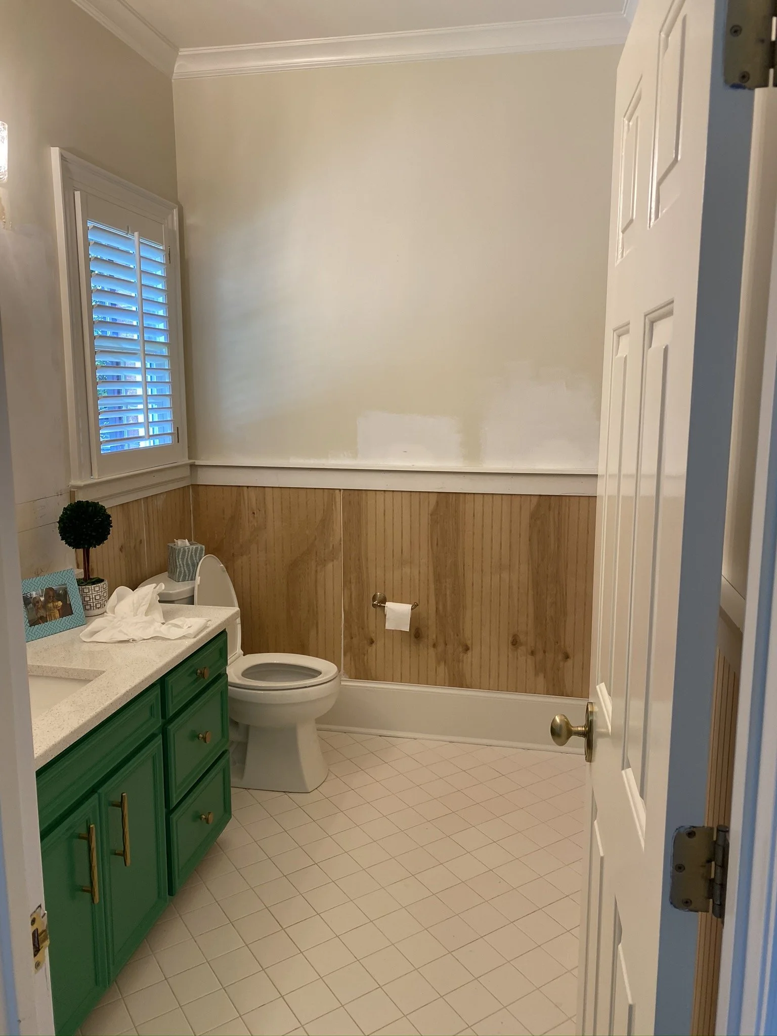 06-before-green-bathroom-vanity.jpeg