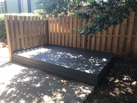 01-finished-composite-stage-build-and-fence.jpeg