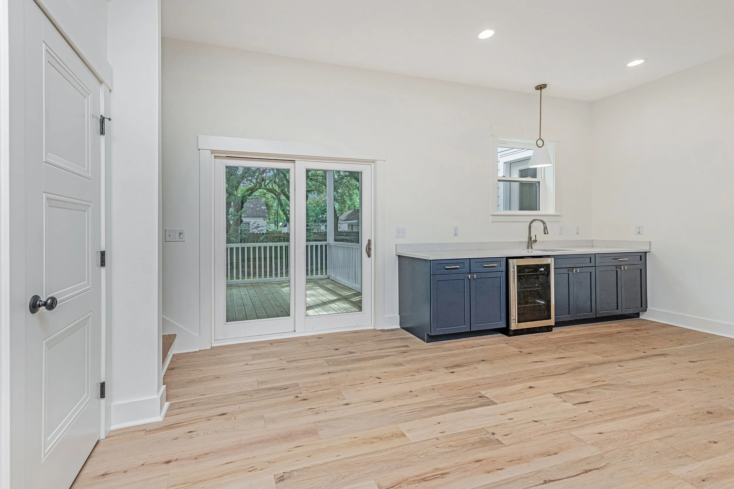 2159ParkwayDr06.jpg