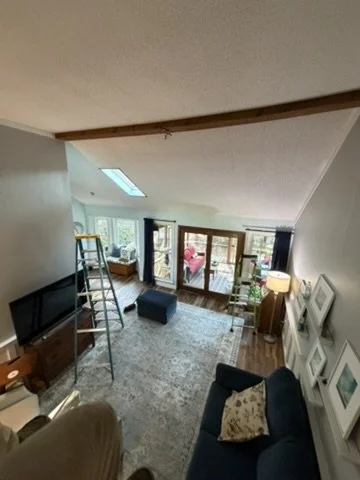 01-shiplap-ceiling-living-area-1.jpeg