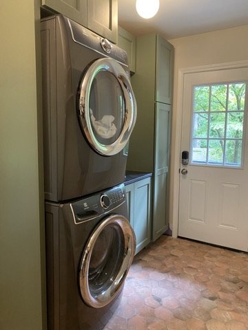 03-finished-laundry-room-and-door.jpeg