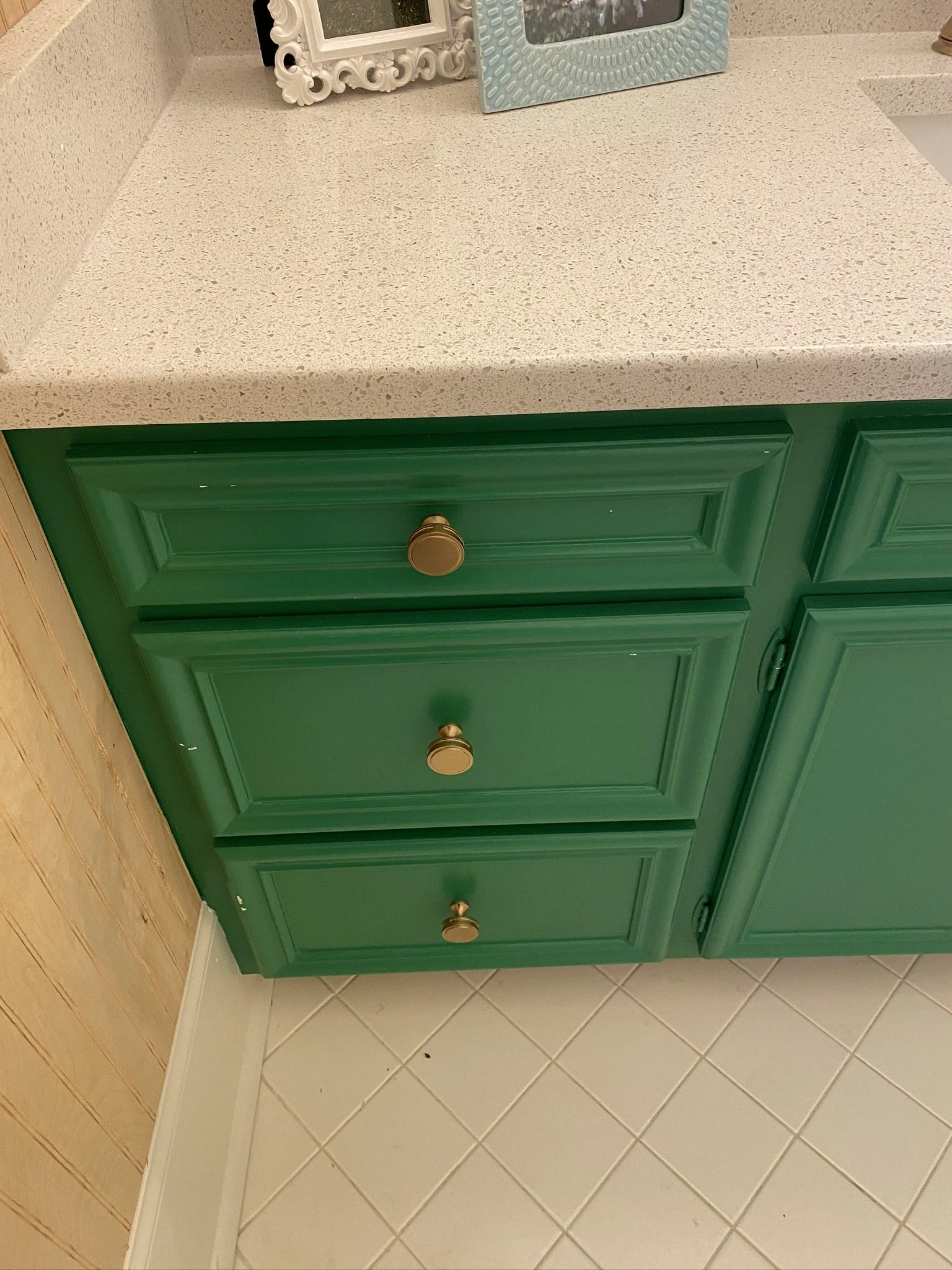 07-before-green-vanity-detail.jpeg
