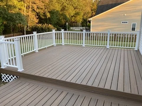 02-finished-deck-wide-view.jpeg