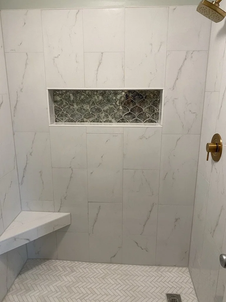 07-finished-shower-tile-wide.jpeg