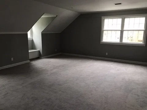 05-finished-bedroom-carpet-and-windows.jpeg
