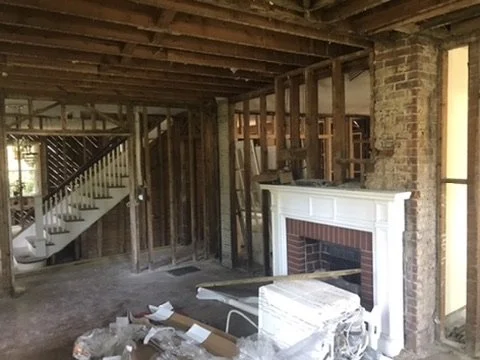 02-before-fireplace-and-framing.jpeg