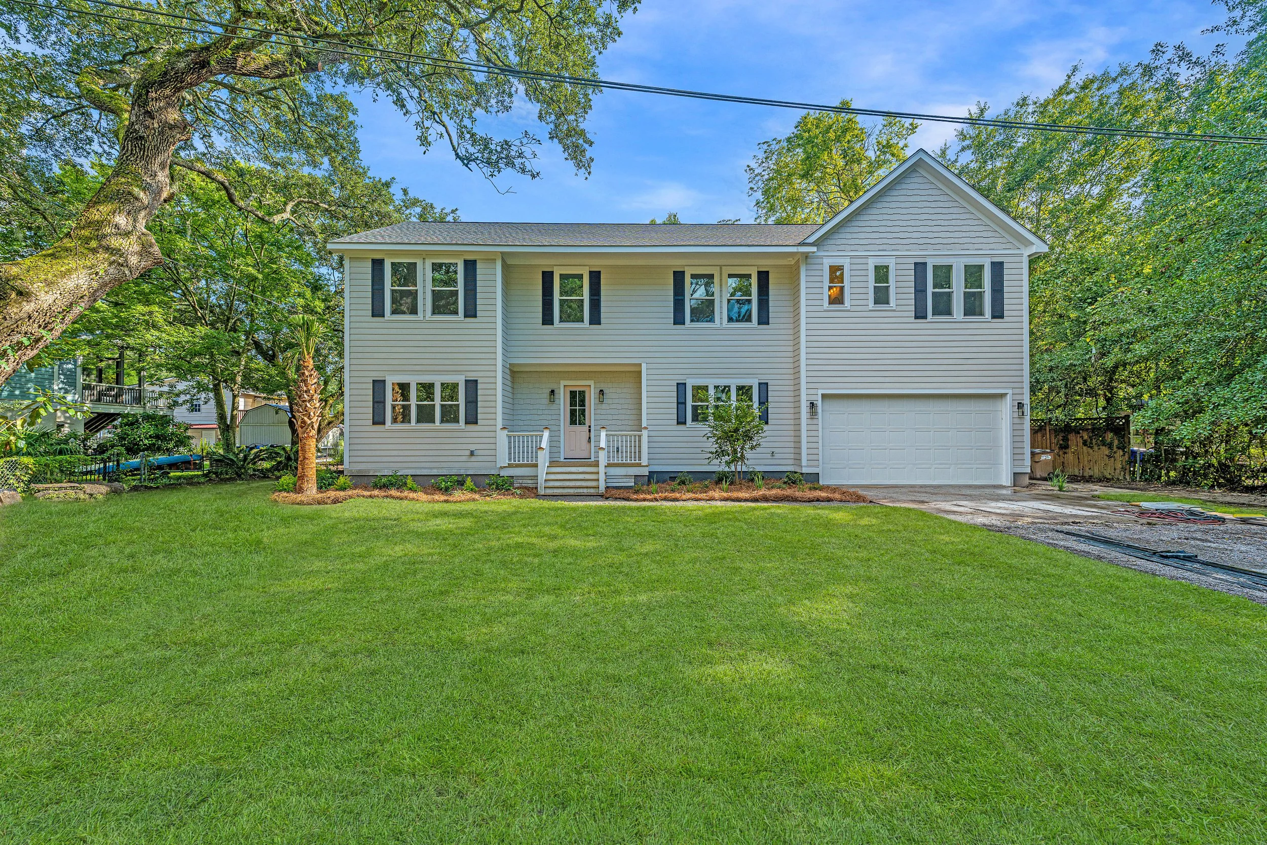 2159ParkwayDr03.jpg