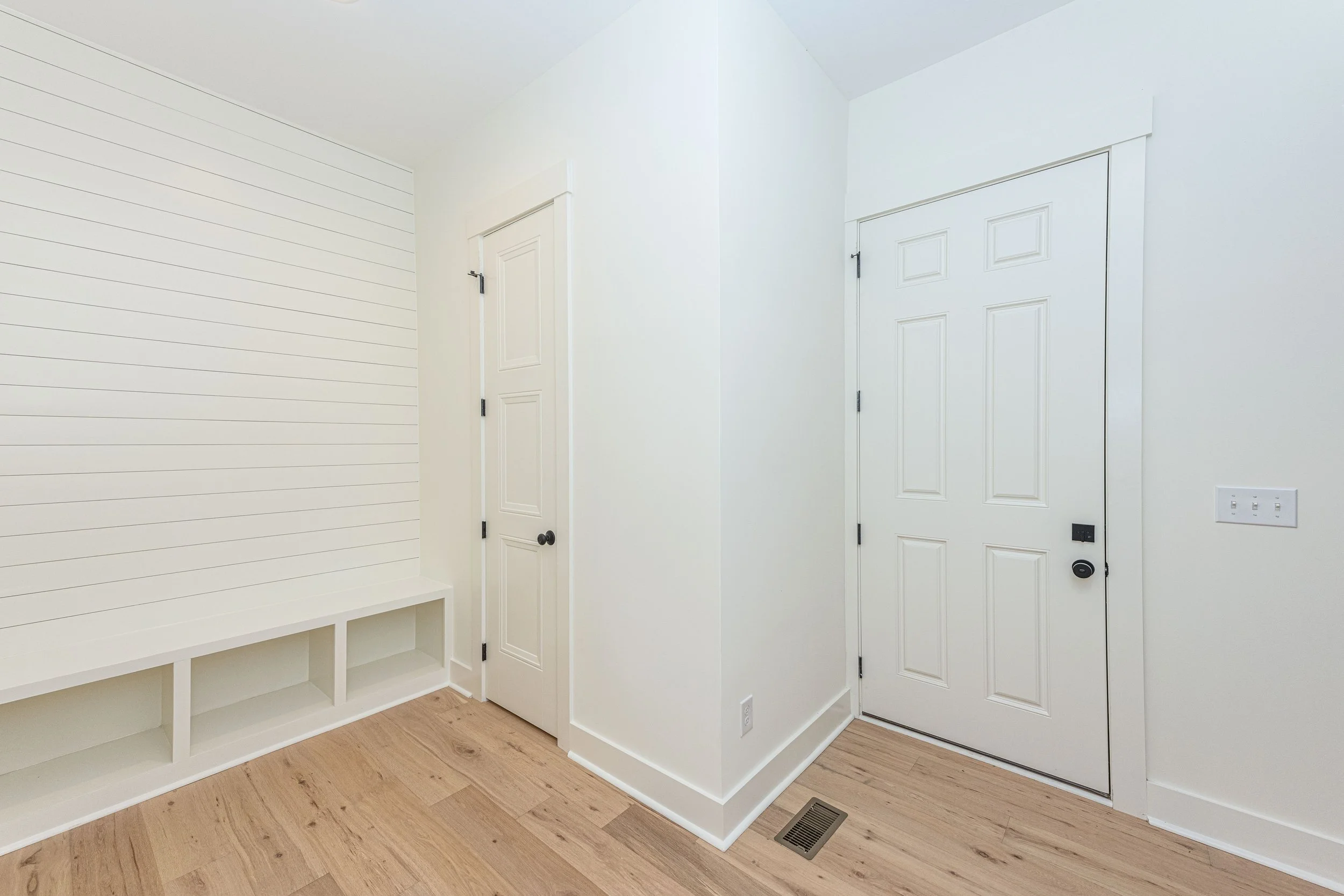 2159ParkwayDr45.jpg