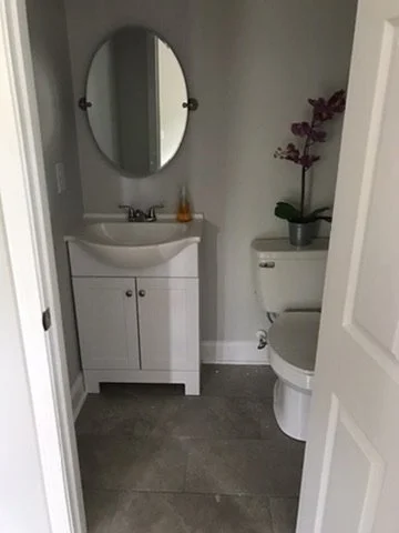 04-bathroom-vanity-finished.jpeg