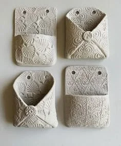 A slow Sunday. Clay in your hands. Something beautiful taking shape.⁠
⁠
Join us March 8th from 2&ndash;4 PM for our Ceramic Wall Pocket Vase Workshop with artist Allison Swanner. Inspired by mid-century wall planters, you&rsquo;ll hand-build and pers