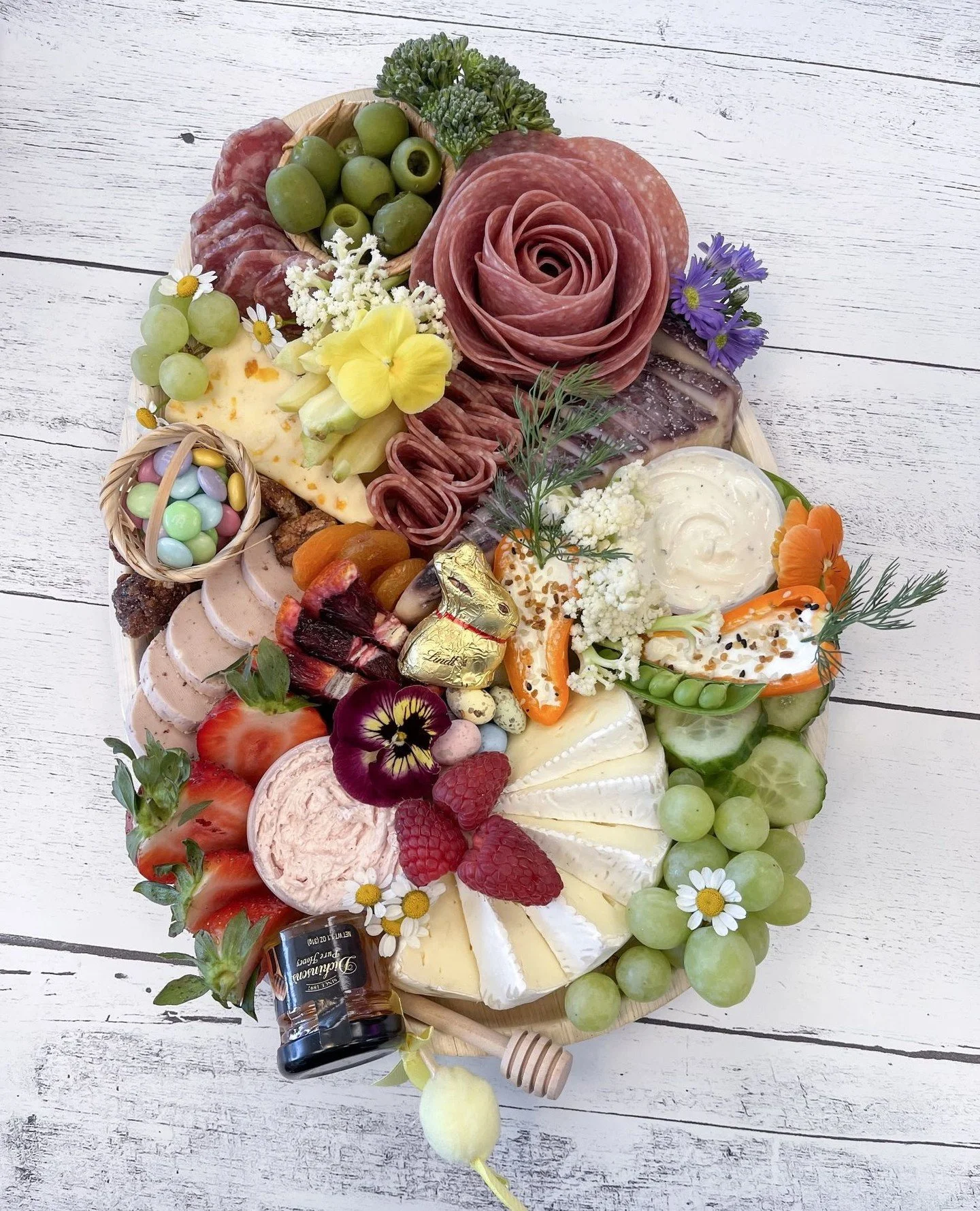 We&rsquo;re hosting an Easter Charcuterie Class with Amazing Graze at The Corner Spot!⁠
⁠
In this hands-on class, you&rsquo;ll learn how to style a beautiful egg-shaped charcuterie board just in time for Easter. You&rsquo;ll build your own board usin