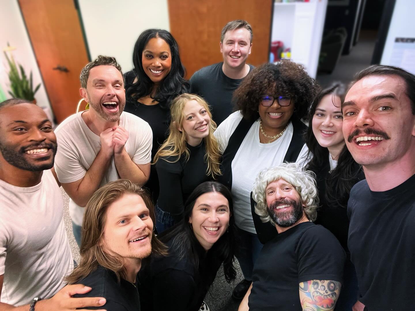 What&rsquo;s that? You couldn&rsquo;t make last nights AMAZING show? Don&rsquo;t worry! You have another chance to see our final show of 2025 tonight!  Did we mention tonight&rsquo;s show features ✨FREE HOLIDAY COCKTAILS? ✨

✨Ticket link in bio! ✨

P