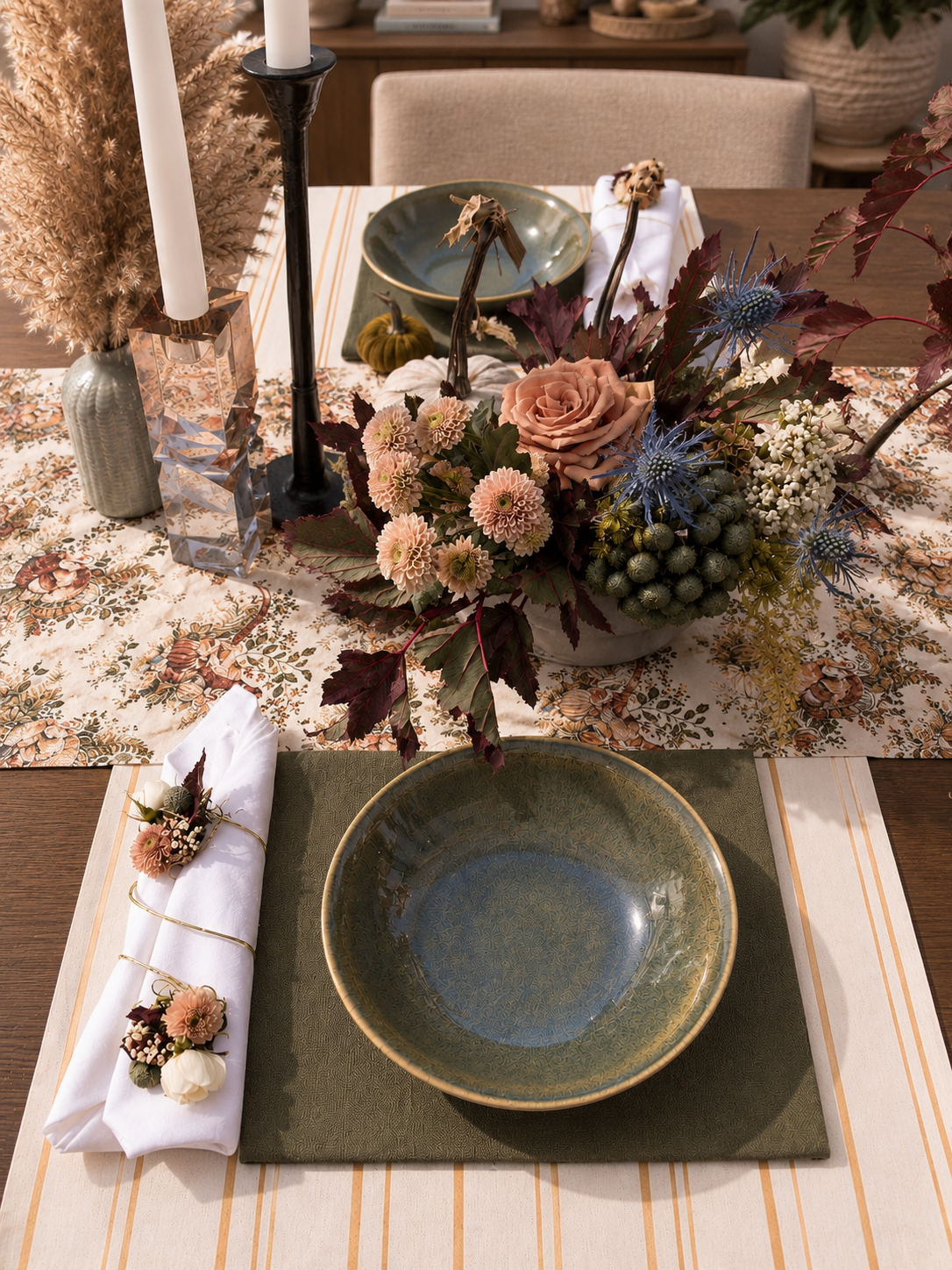 Elegant Autumnal Floral Tablescape.png