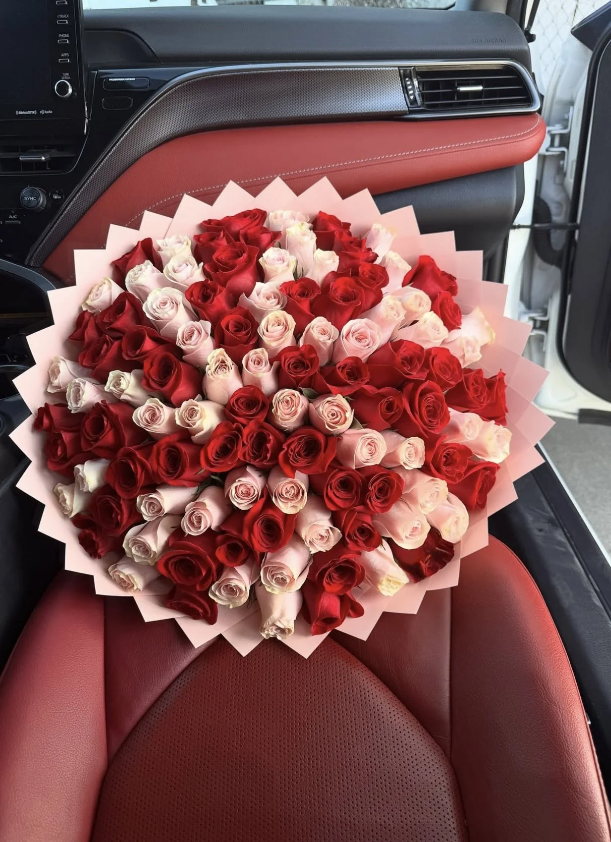 75 Two-tone roses, Classic Pink point wrapping.