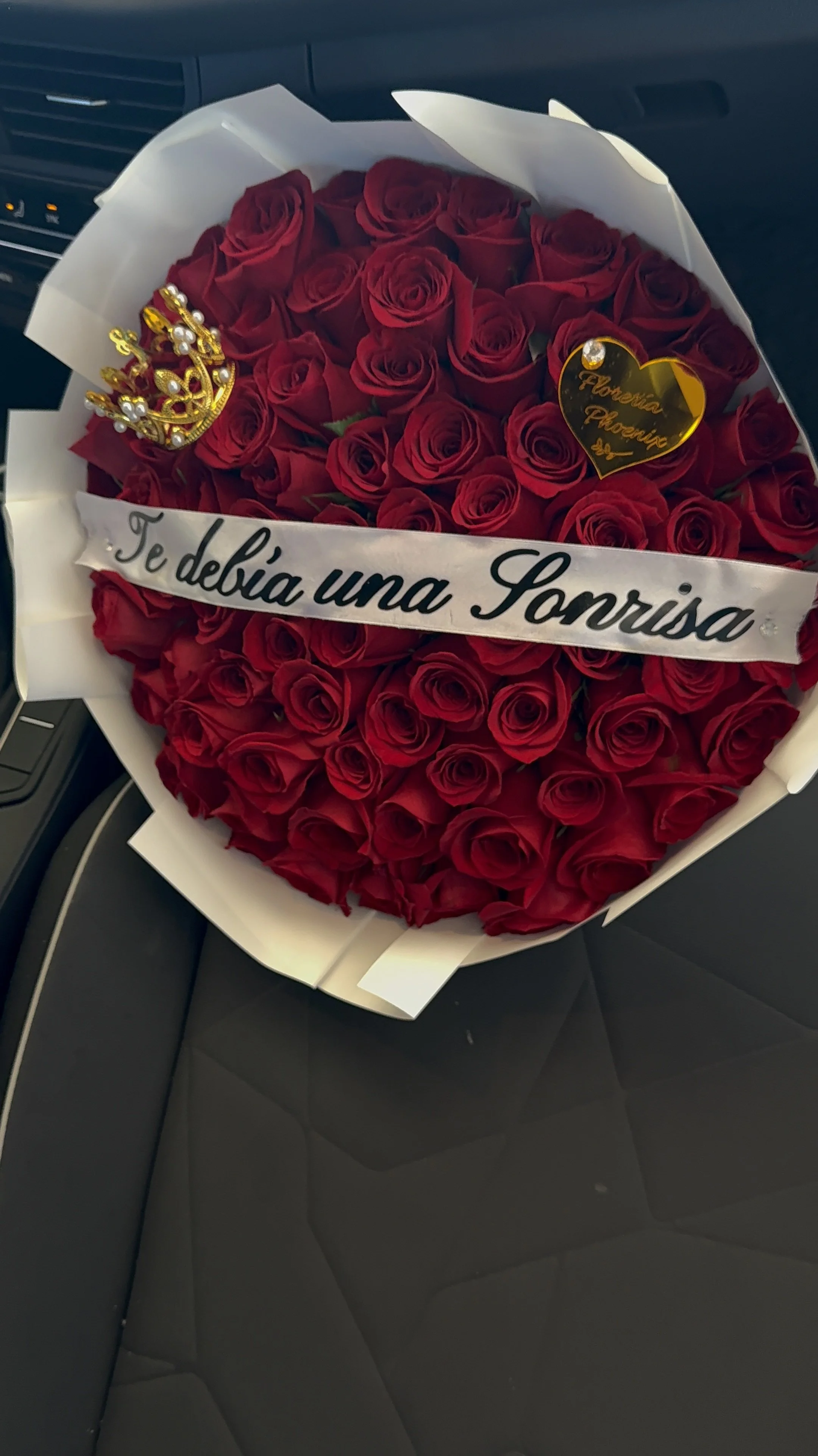 75 roses, Ribbon wih phrase(Remove the bow), small crown, 