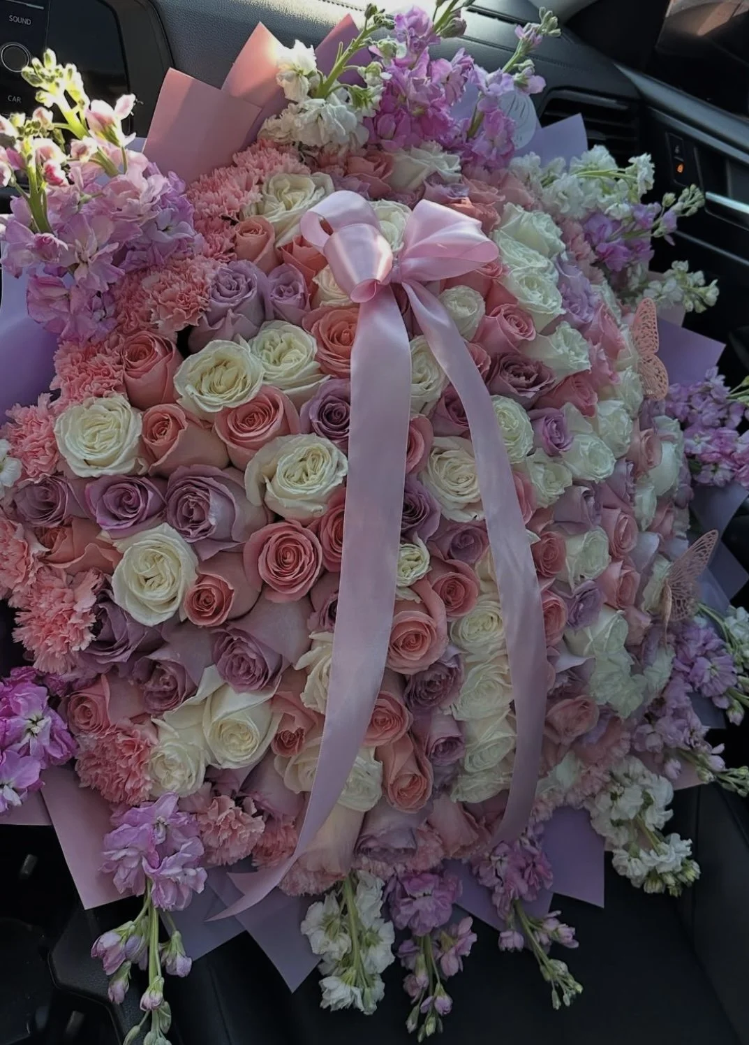 One-of-a-kind floral arrangements created around your vision, color palette, inspiration photos, or special occasion.