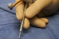 Handheld Probe Detects Cancer Cells in Brain