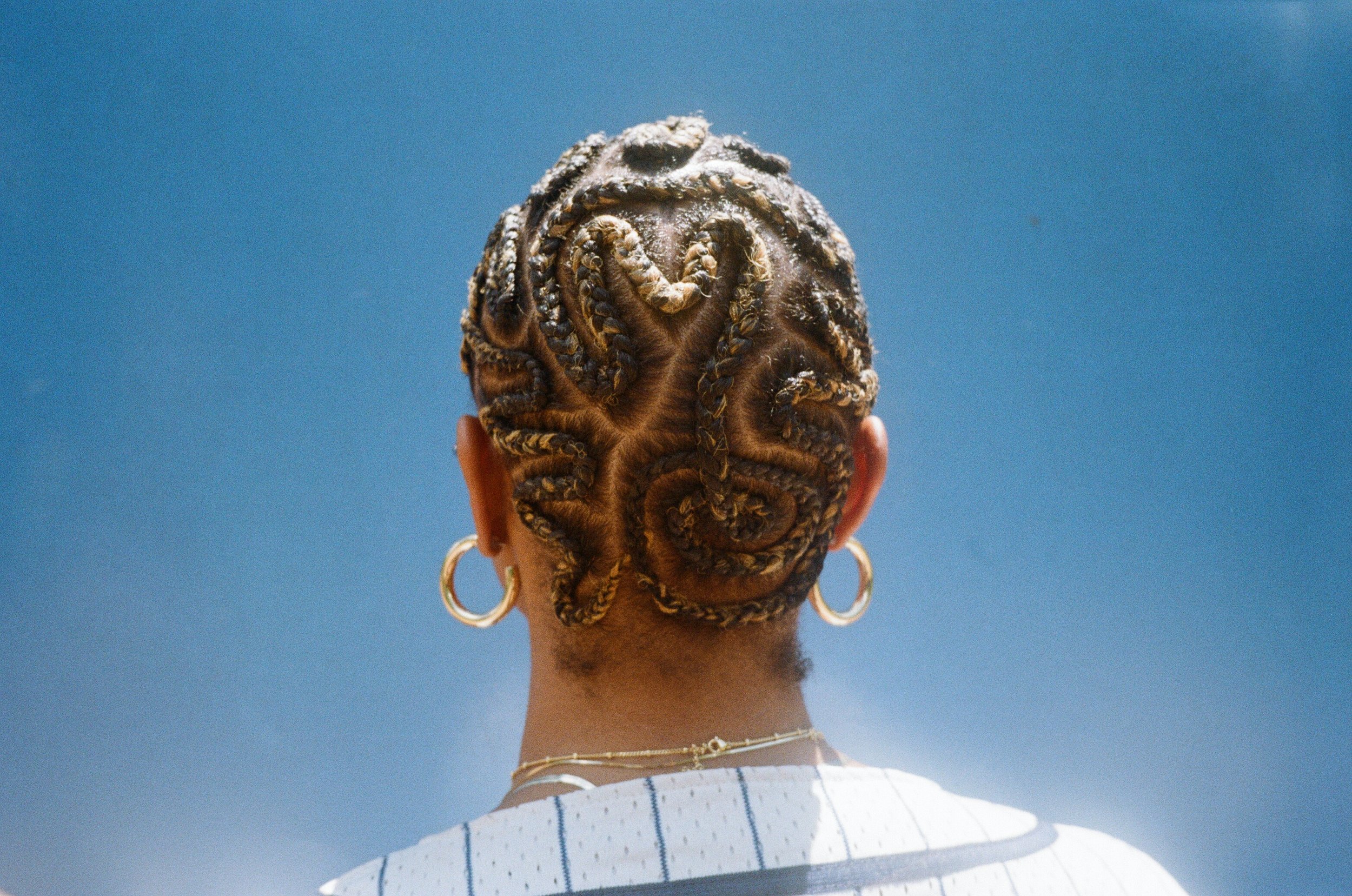Close-up of Taylor's cornrows