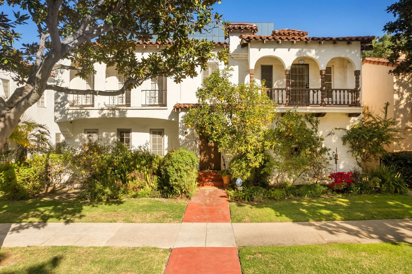 An image of the Float House.