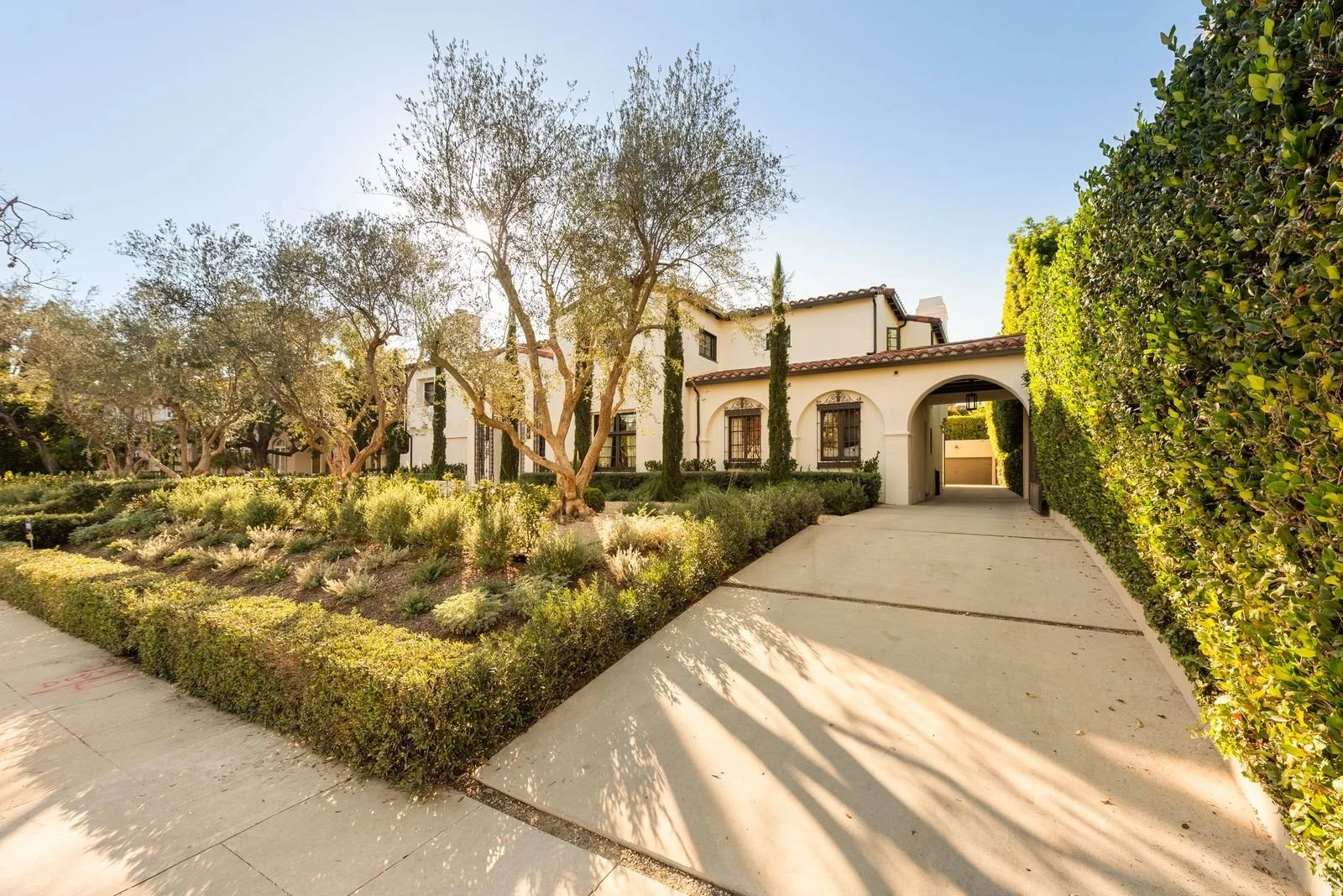 An image of the Float House.