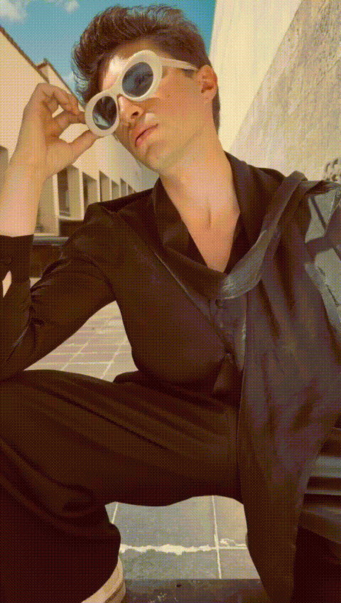 WhatsApp Video 2026-01-03 at 14.04.47.gif