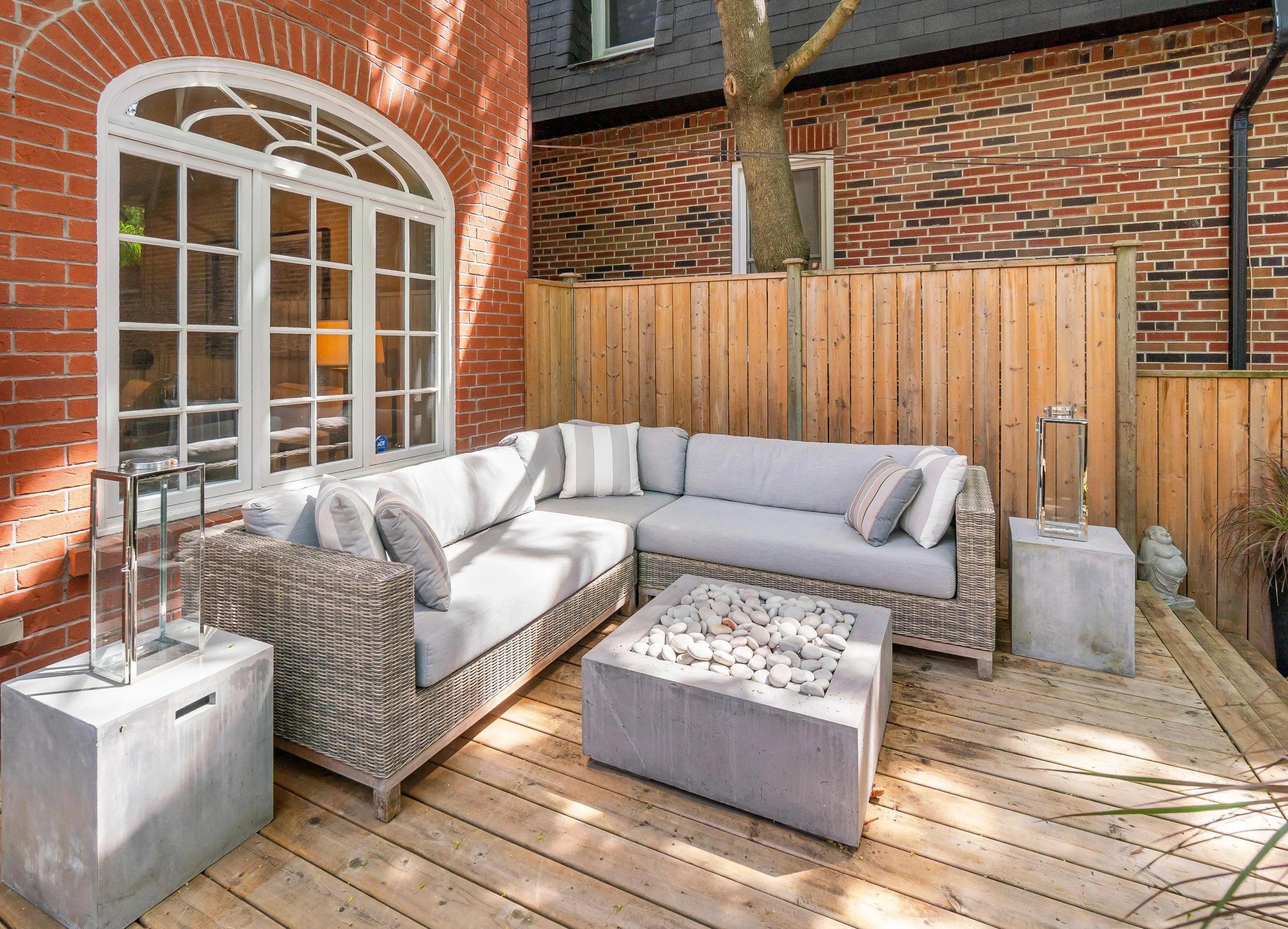 033a - 39_341 Keewatin Ave_.jpg