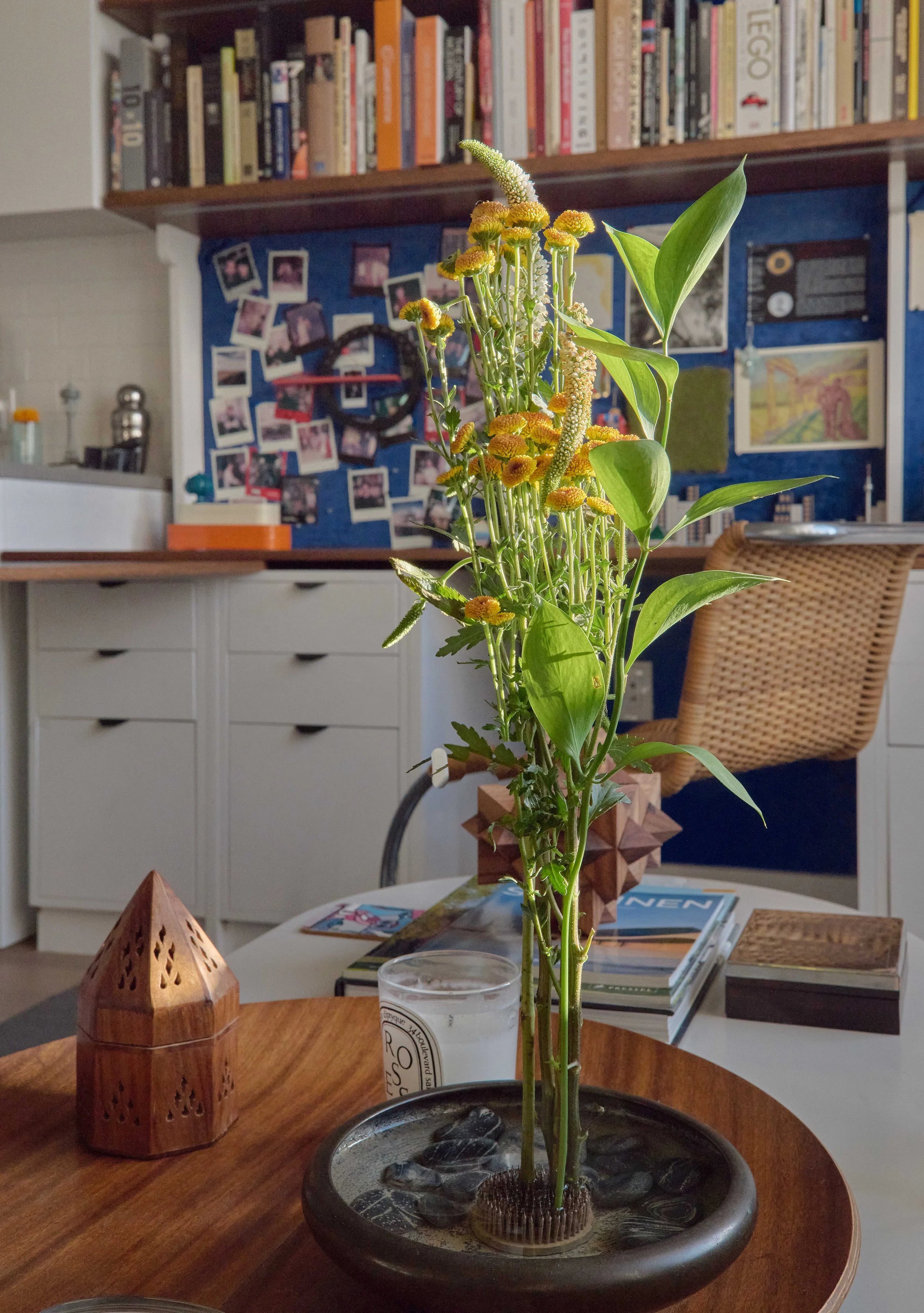 H&H-Flowers Detail-Low.jpg