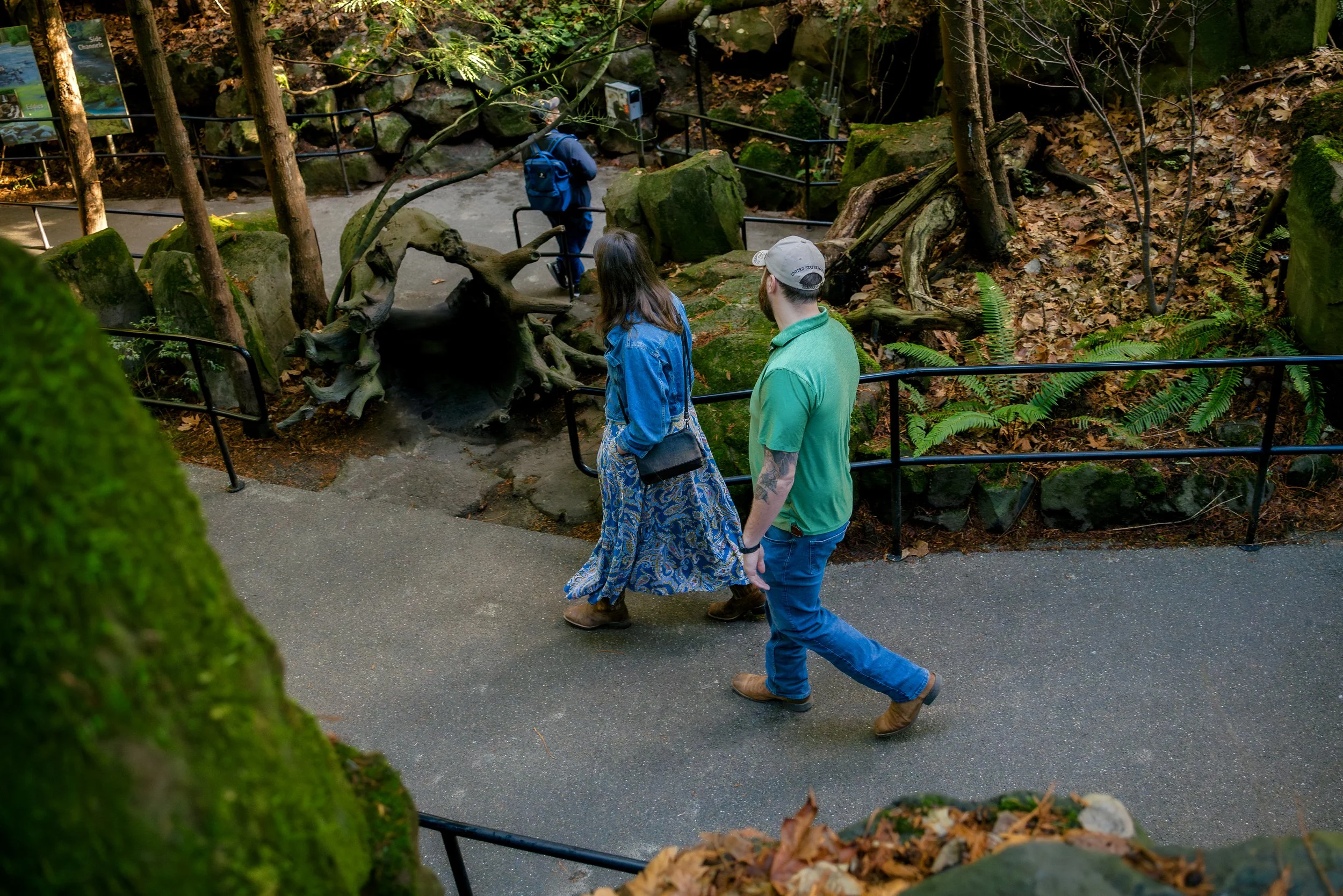 121325-joseyandzach-proposal-oregonzoo0091.jpg
