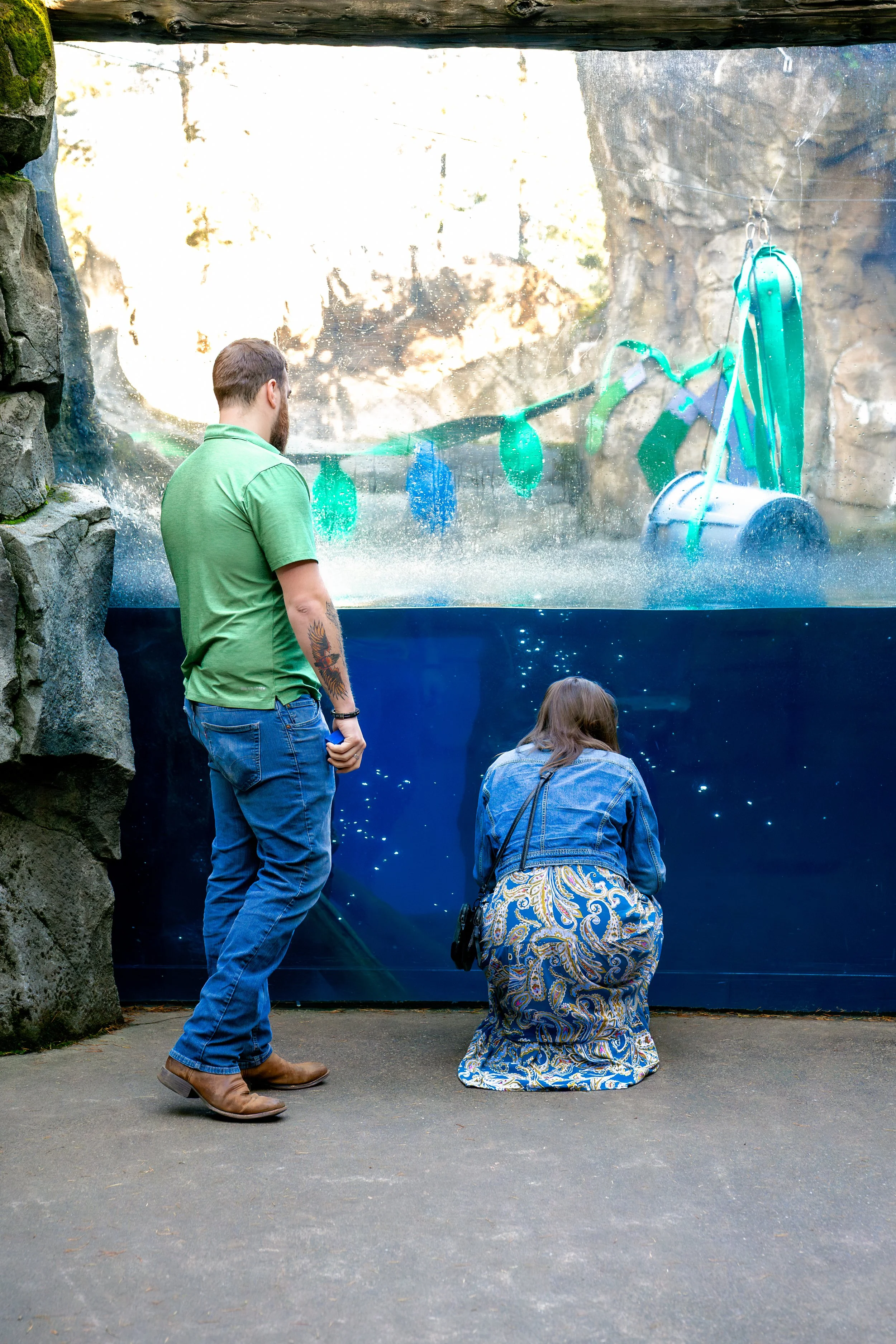 121325-joseyandzach-proposal-oregonzoo0690-Edit.jpg