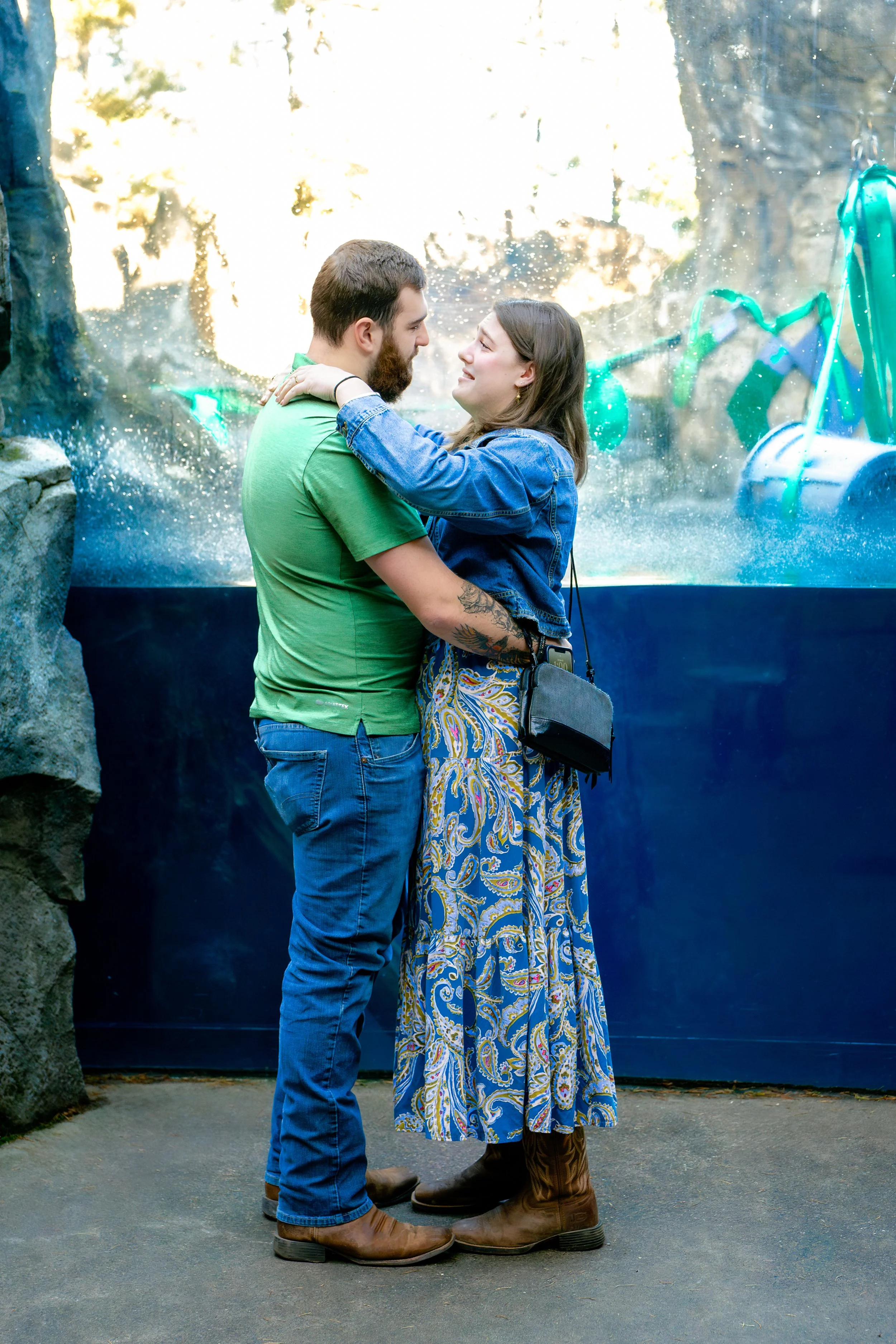 121325-joseyandzach-proposal-oregonzoo0741-Edit.jpg
