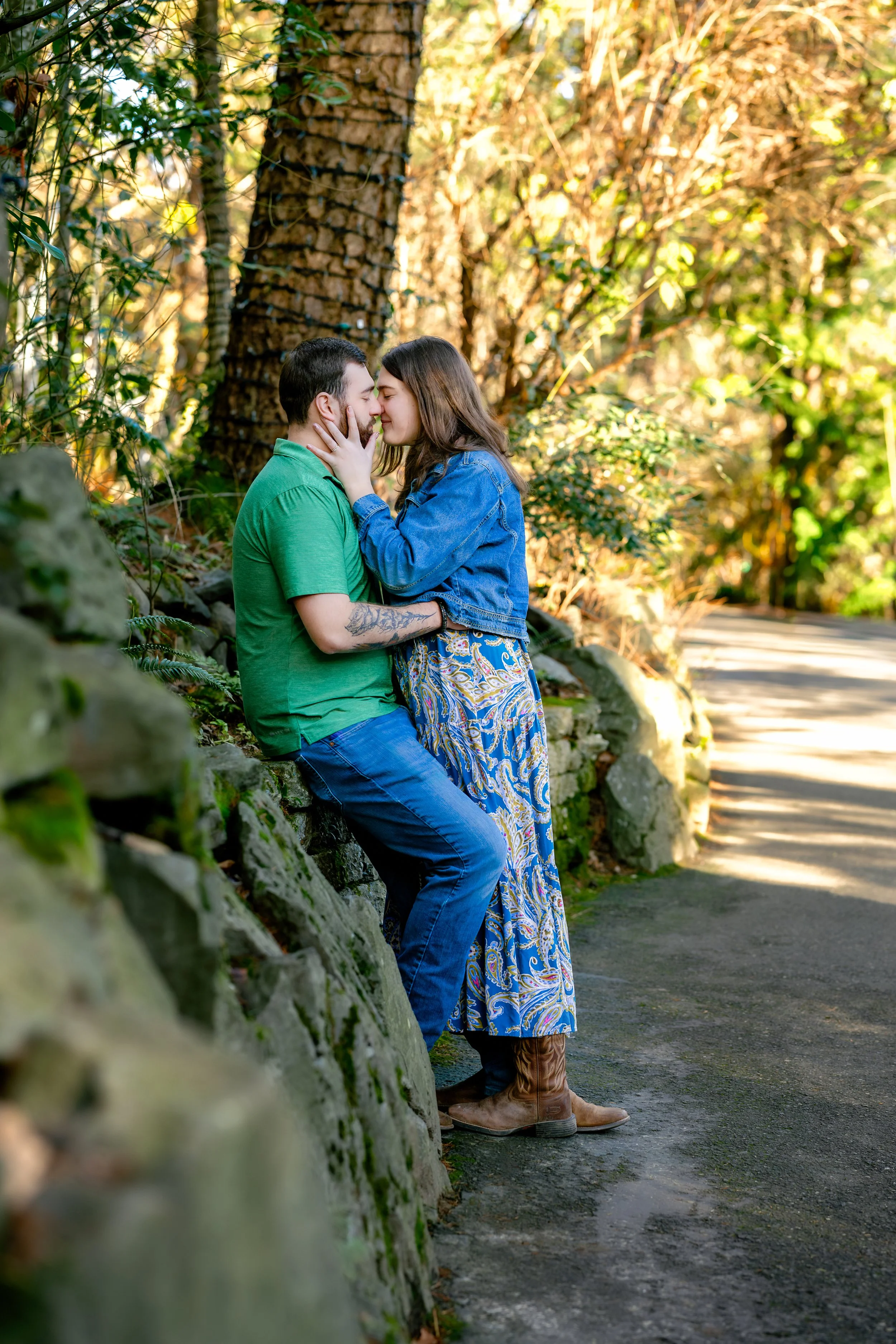 121325-joseyandzach-proposal-oregonzoo0964-Edit.jpg