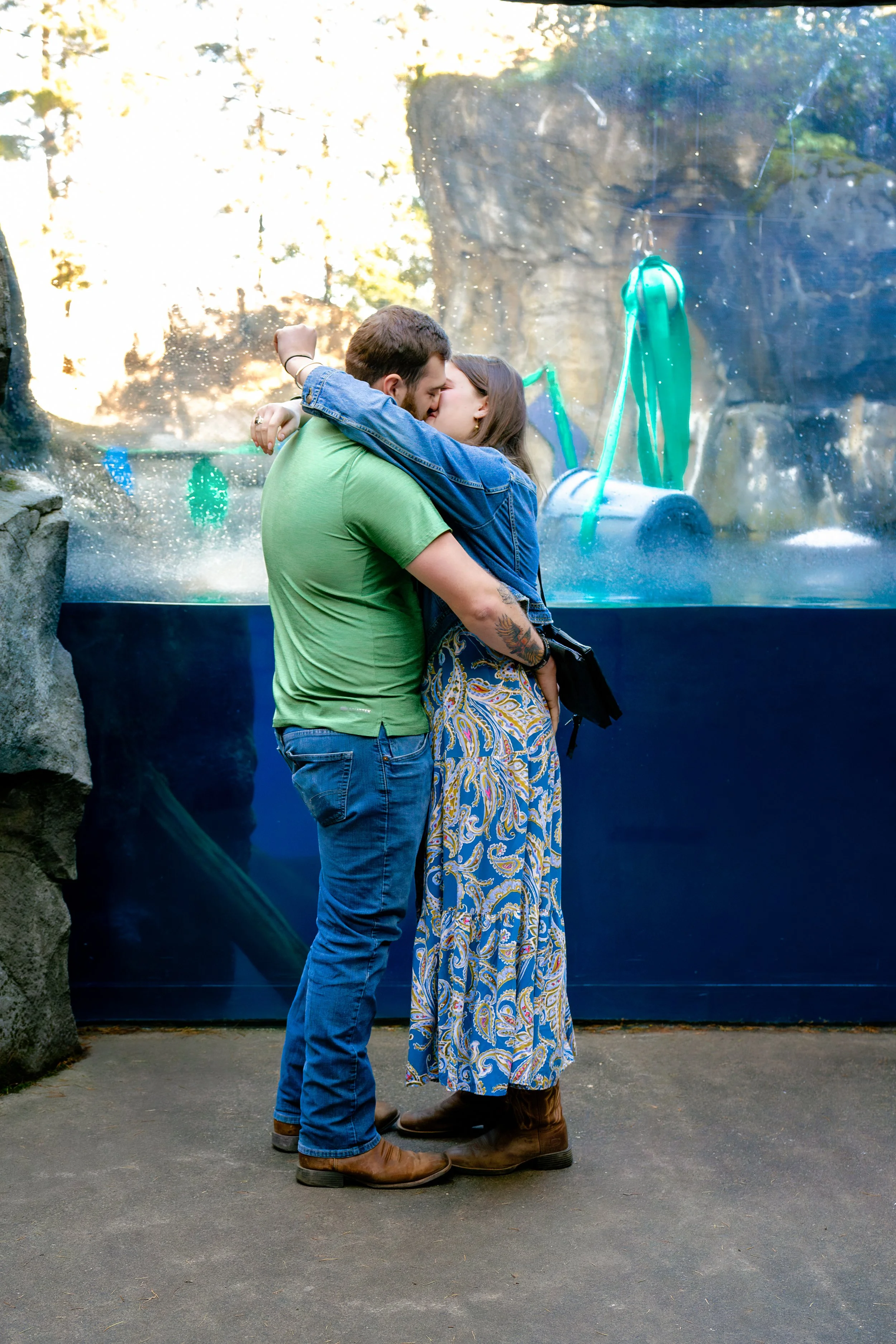 121325-joseyandzach-proposal-oregonzoo0736-Edit.jpg