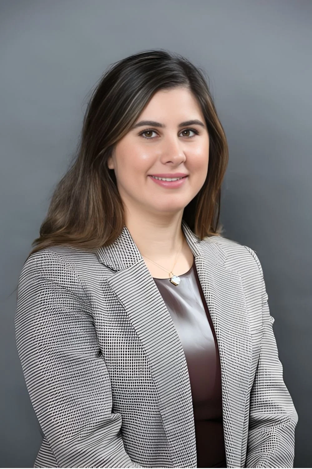 Headshot of Yasi at Duality Psychotherapy Services