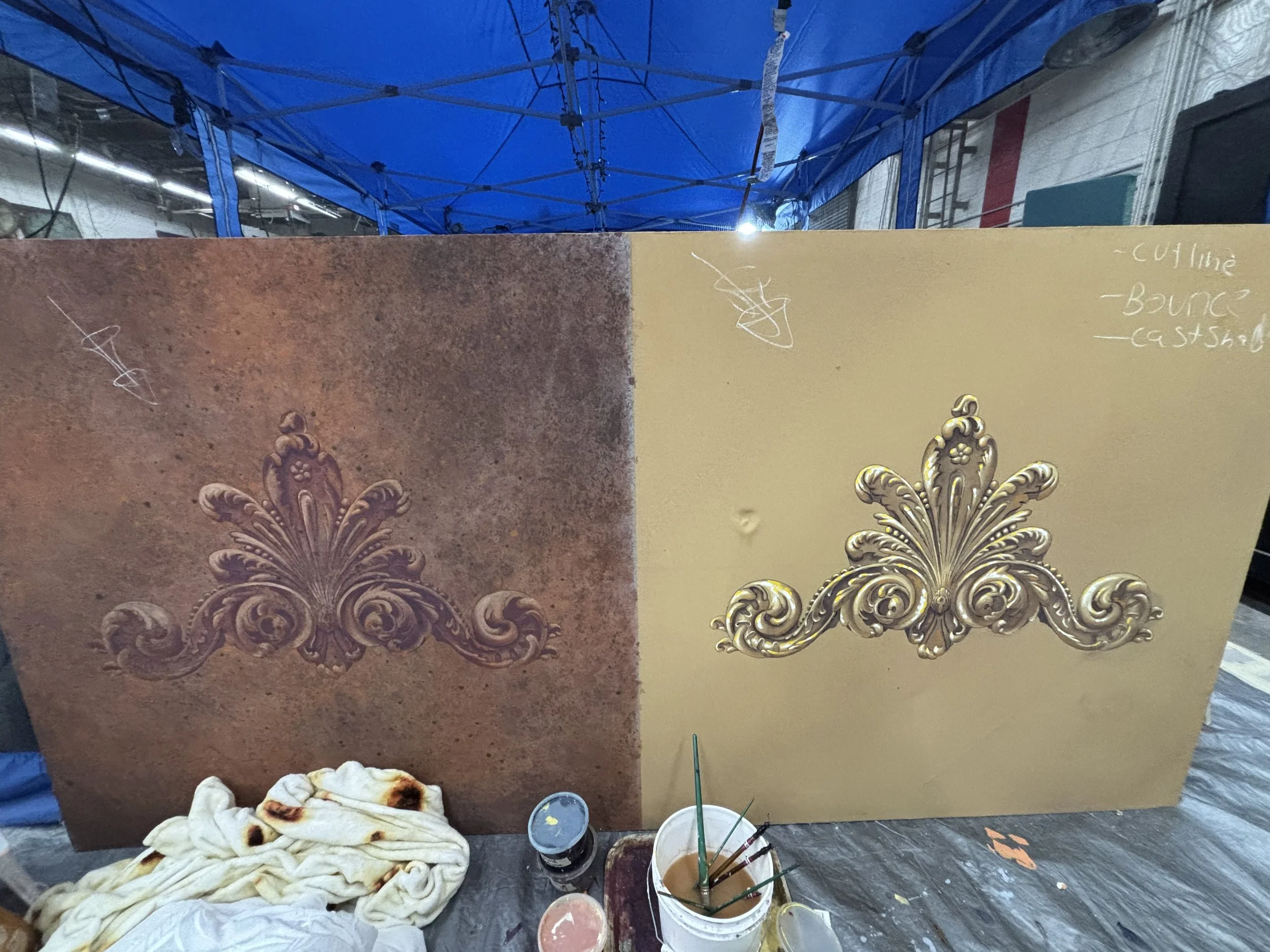 Trompe l'Oeil cartouche matte and shiny study