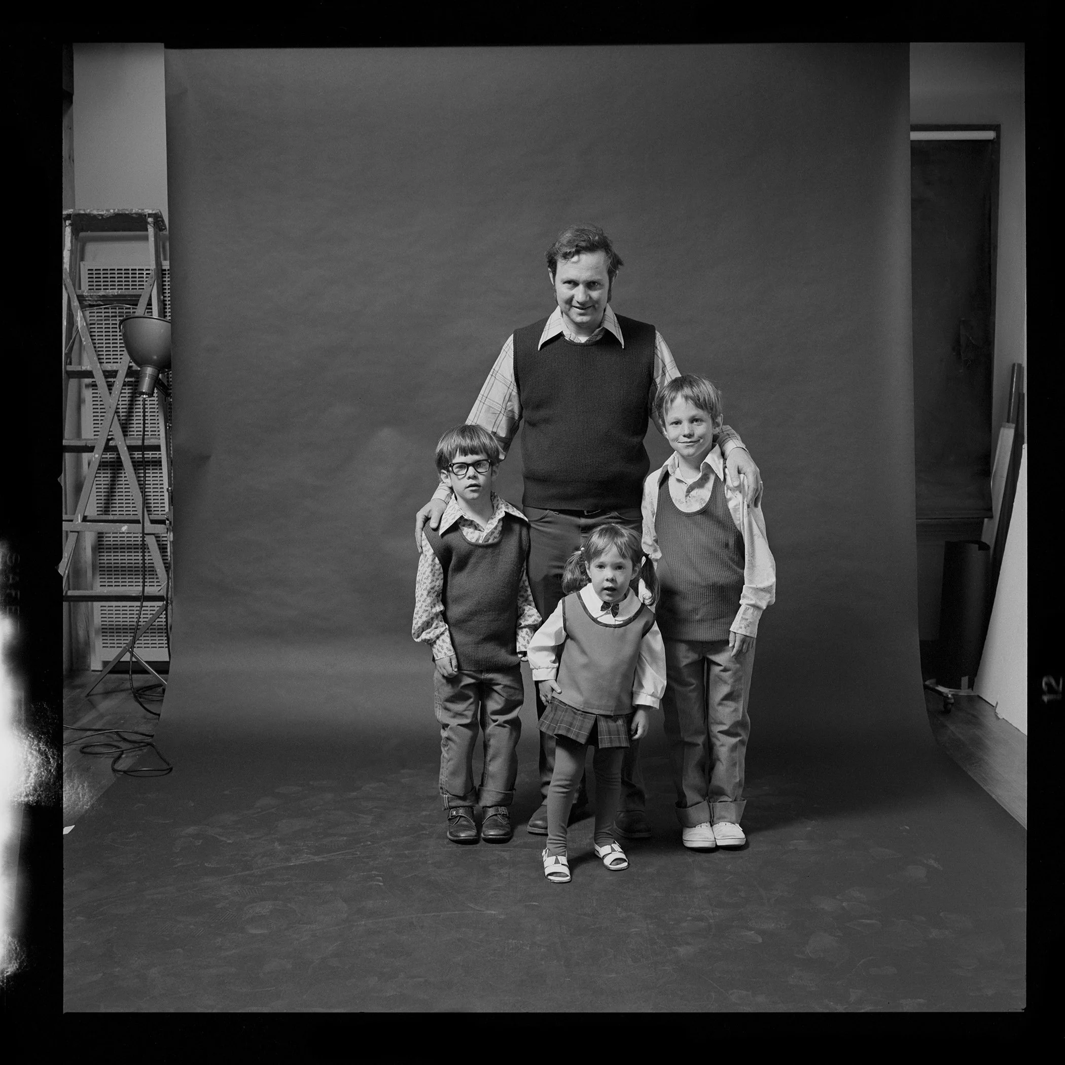 BobGeisert&Kids.7x7.jpg