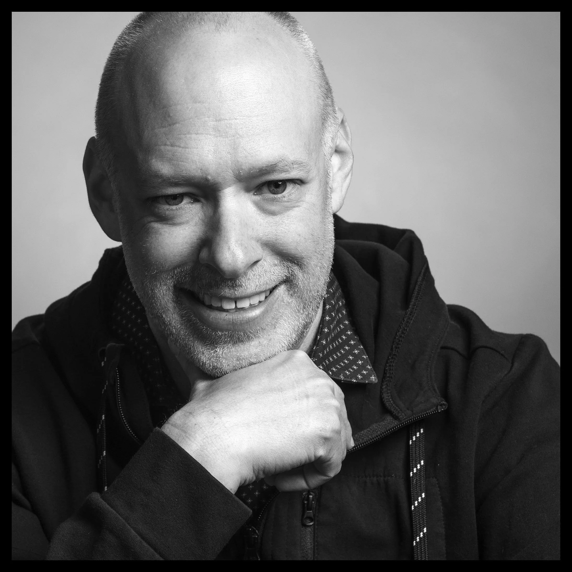 2T2A5320.FINAL.BORDER copy.jpg