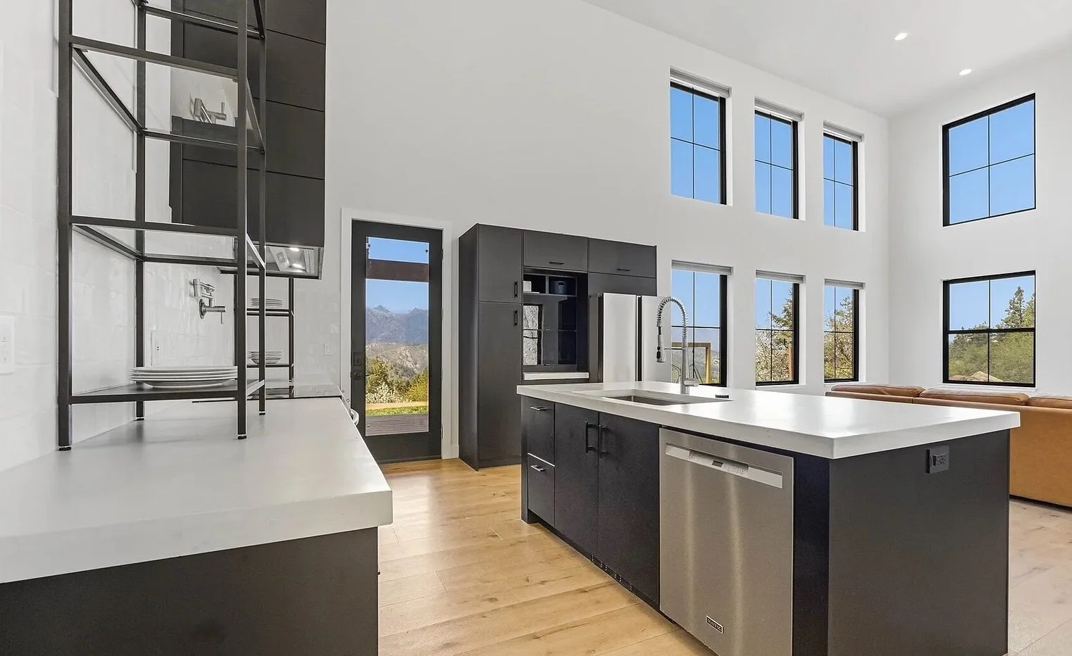 custom home in winthrop  mazama chelan manson twisp. custom home builder. luxury home builder.