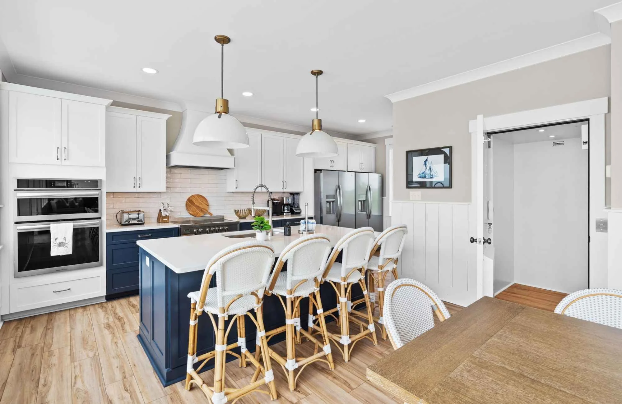 Smart Kitchen Design Features to Maximize Efficiency and Style