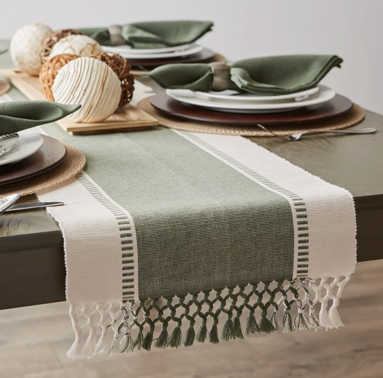 Table Runner.png