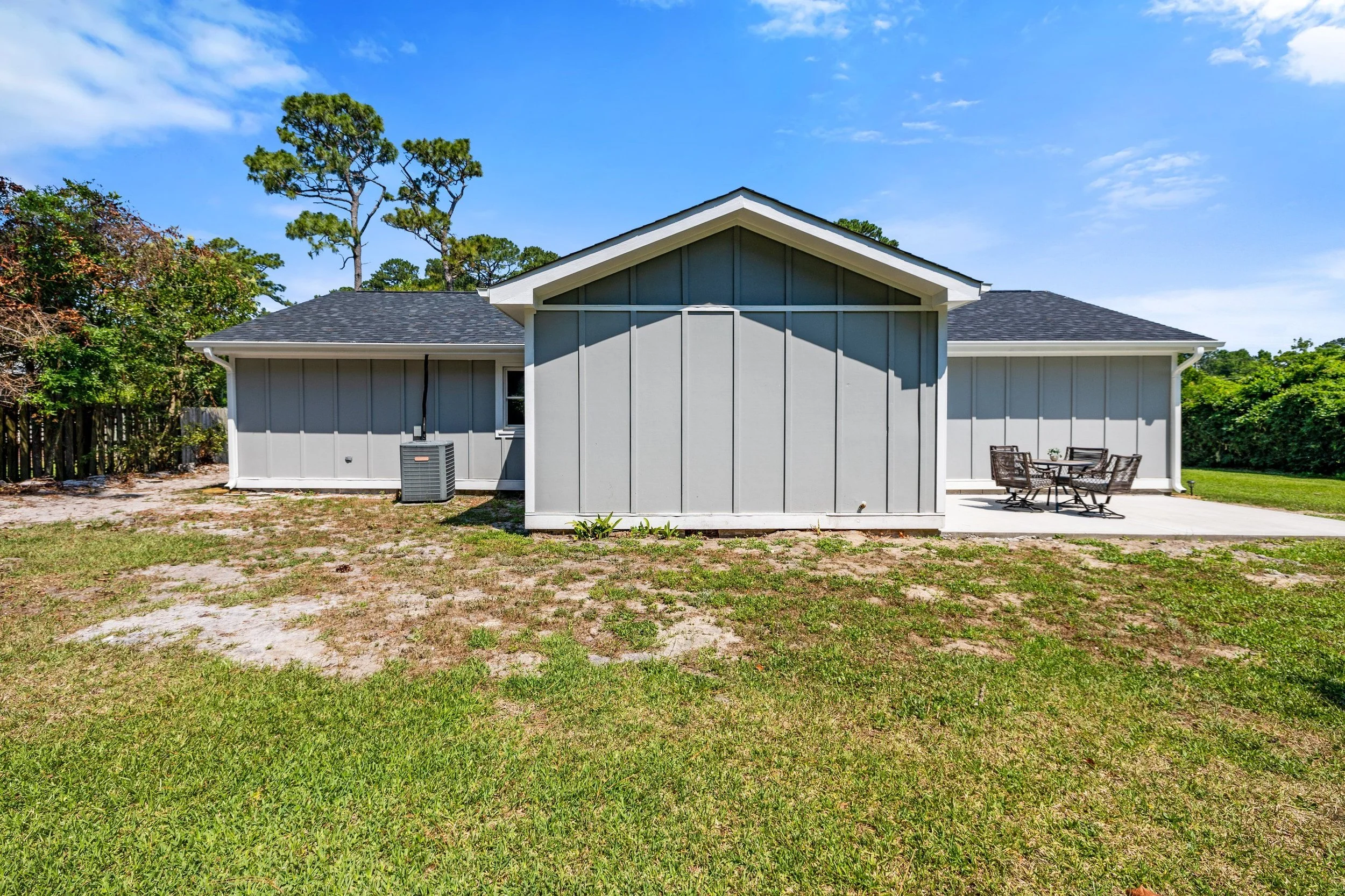 Cypress Drive Short Term Rental in Wilmington, NC (8).jpg