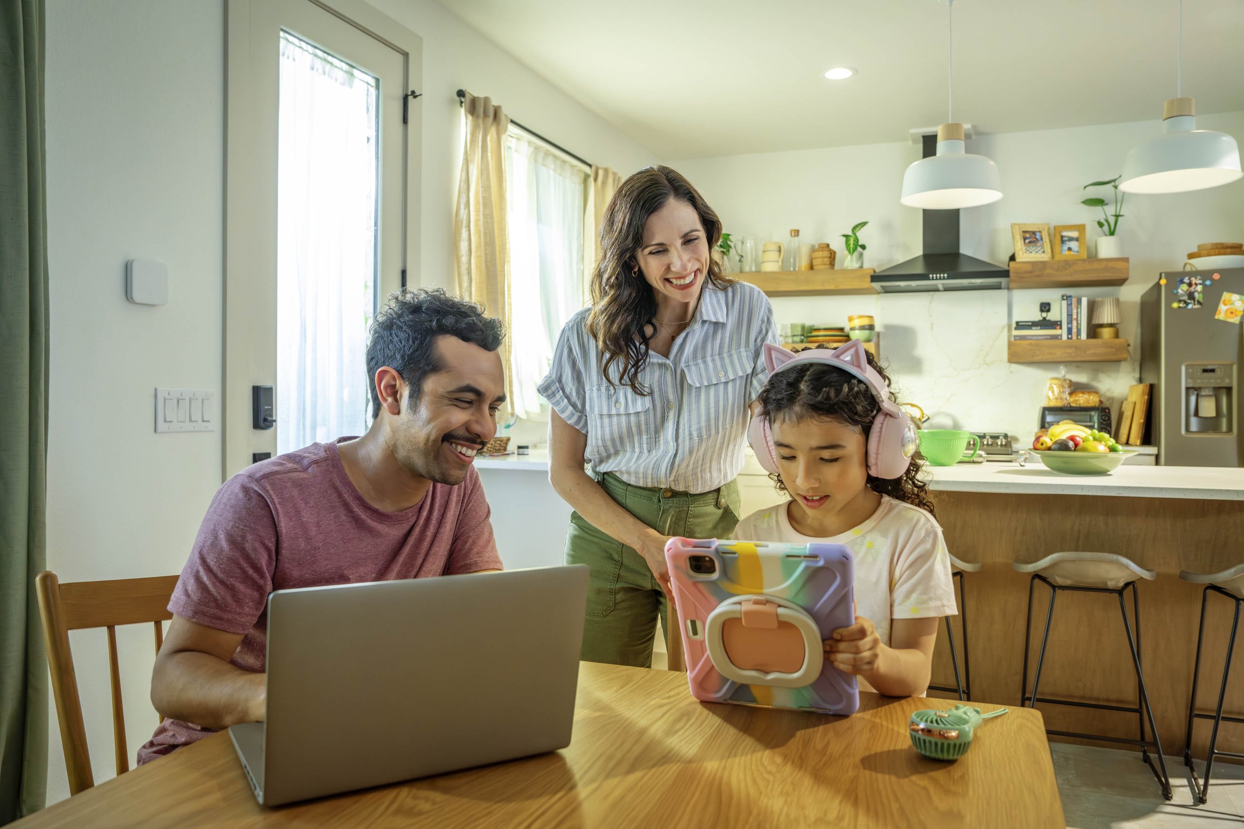 Family-Using-Devices-in-Kitchen.jpg