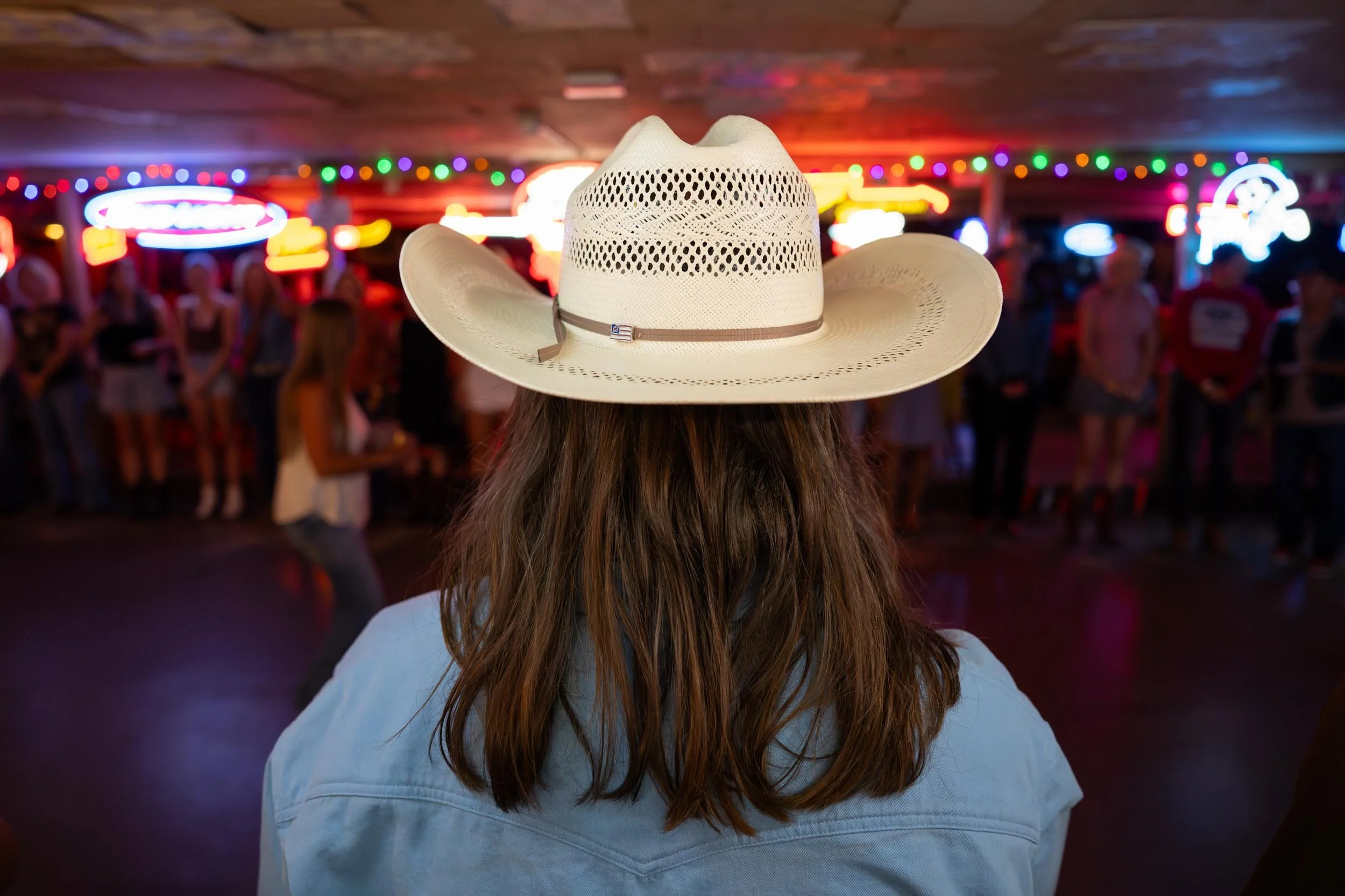 Cowboy-Hat-in-a-Bar.jpg