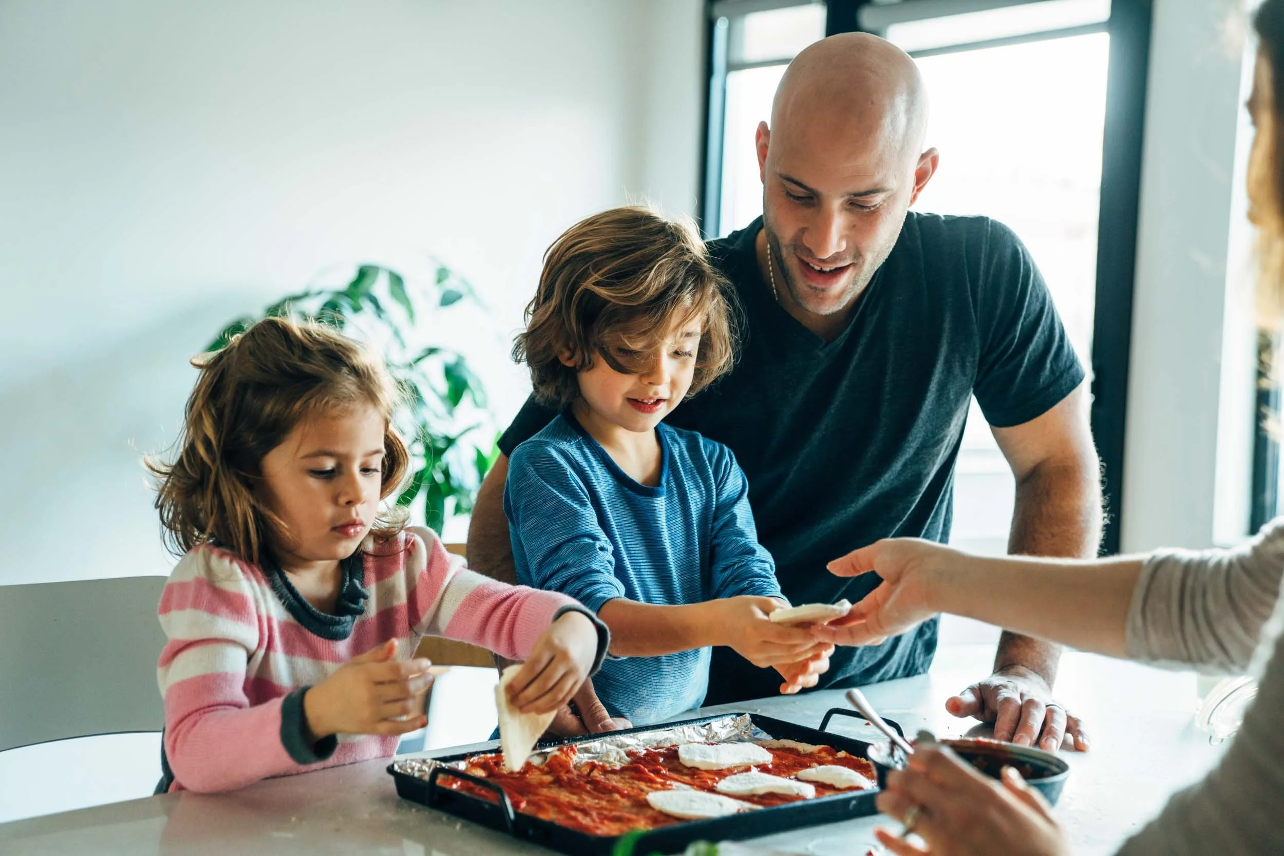 Family-pizza-making.jpg