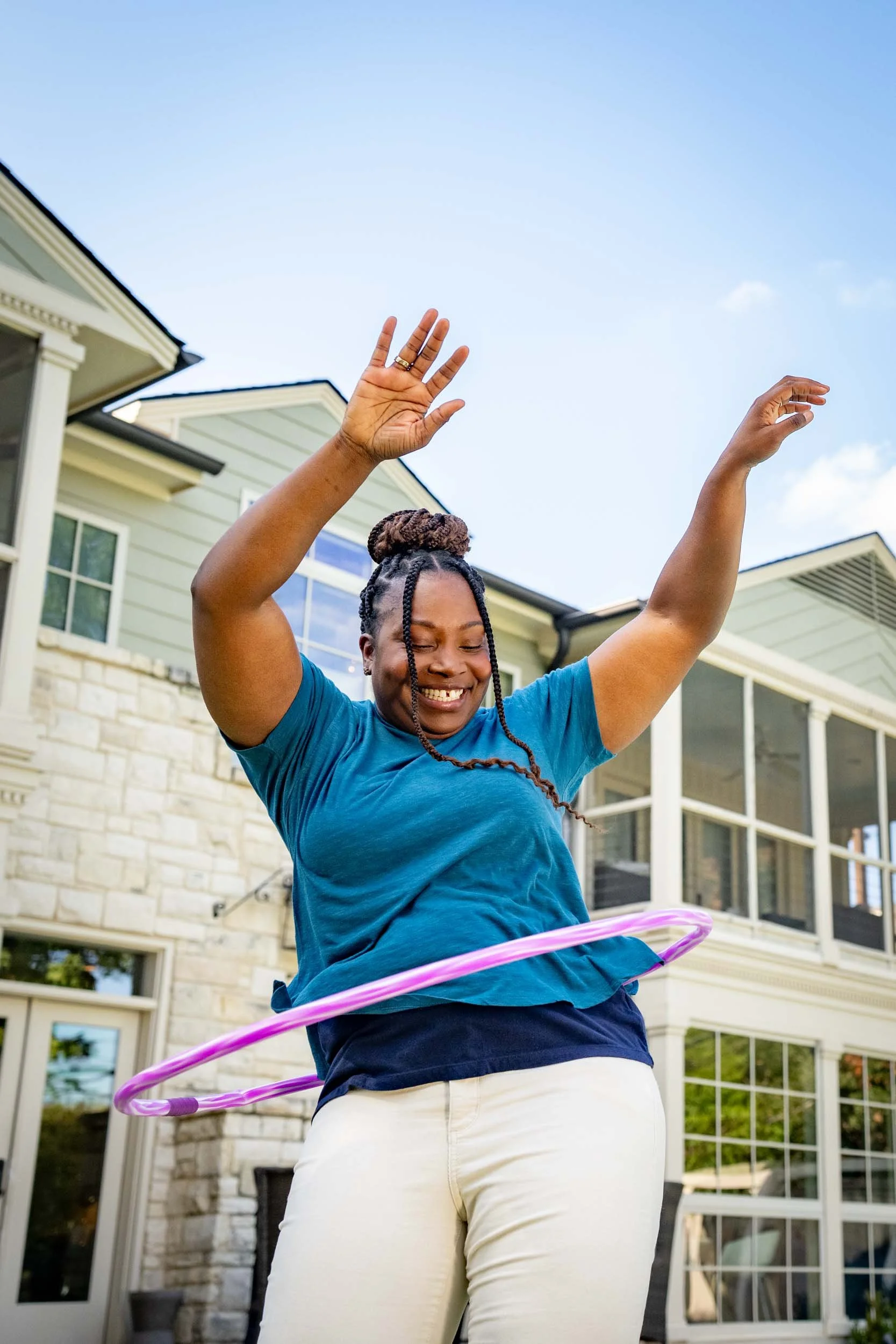 Happy-Woman-Hula-Hooping.jpg
