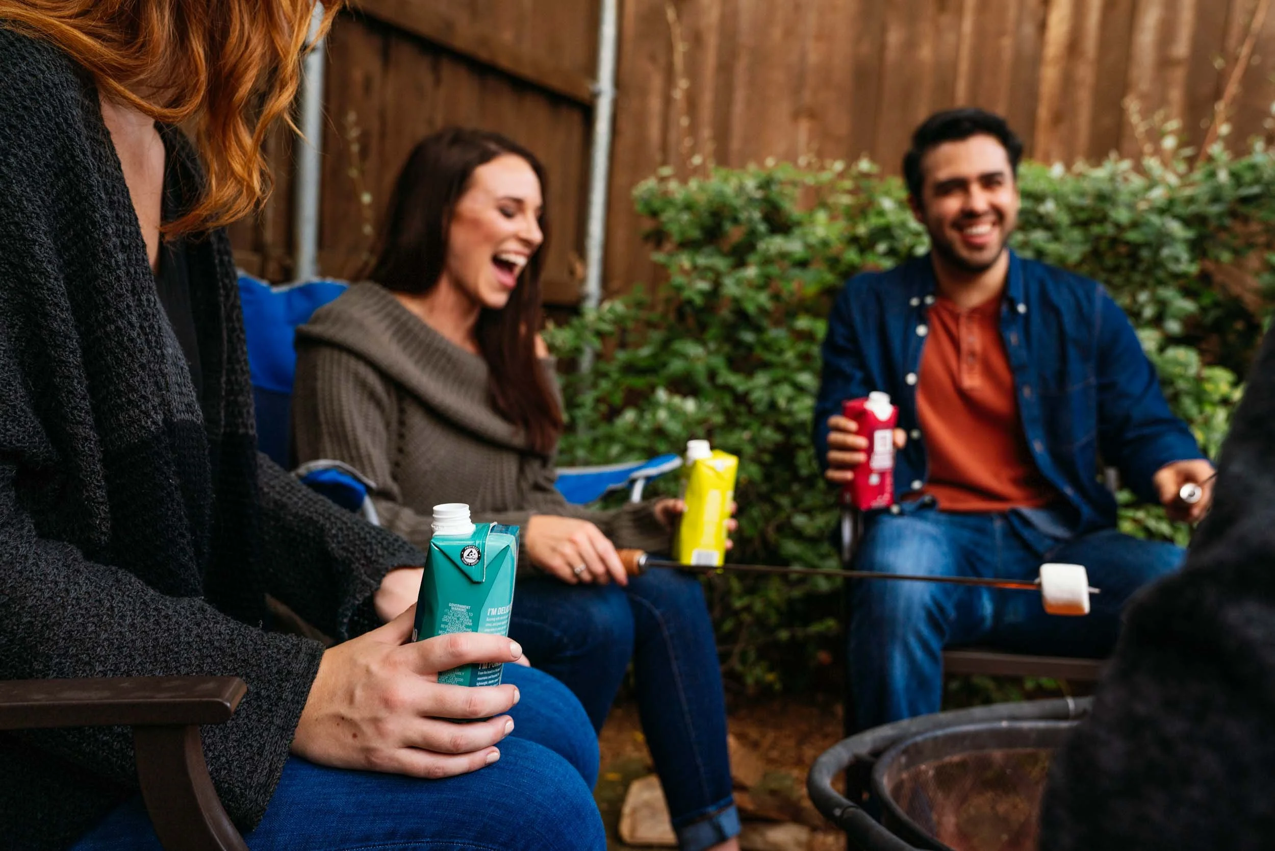 Relaxed-Backyard-Gathering-with-Boxed-Drinks.jpg
