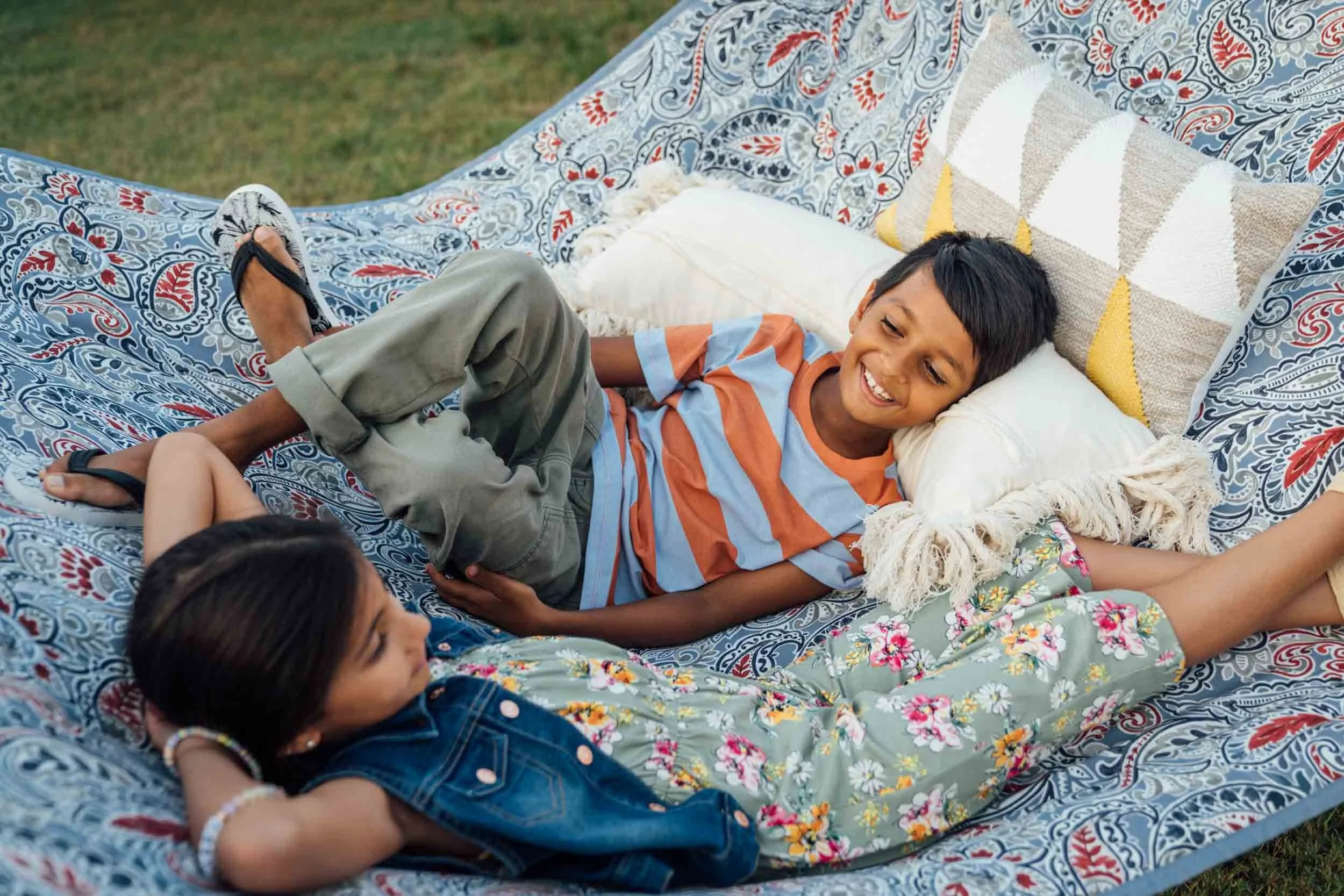 Happy-Children-in-Hammock.jpg