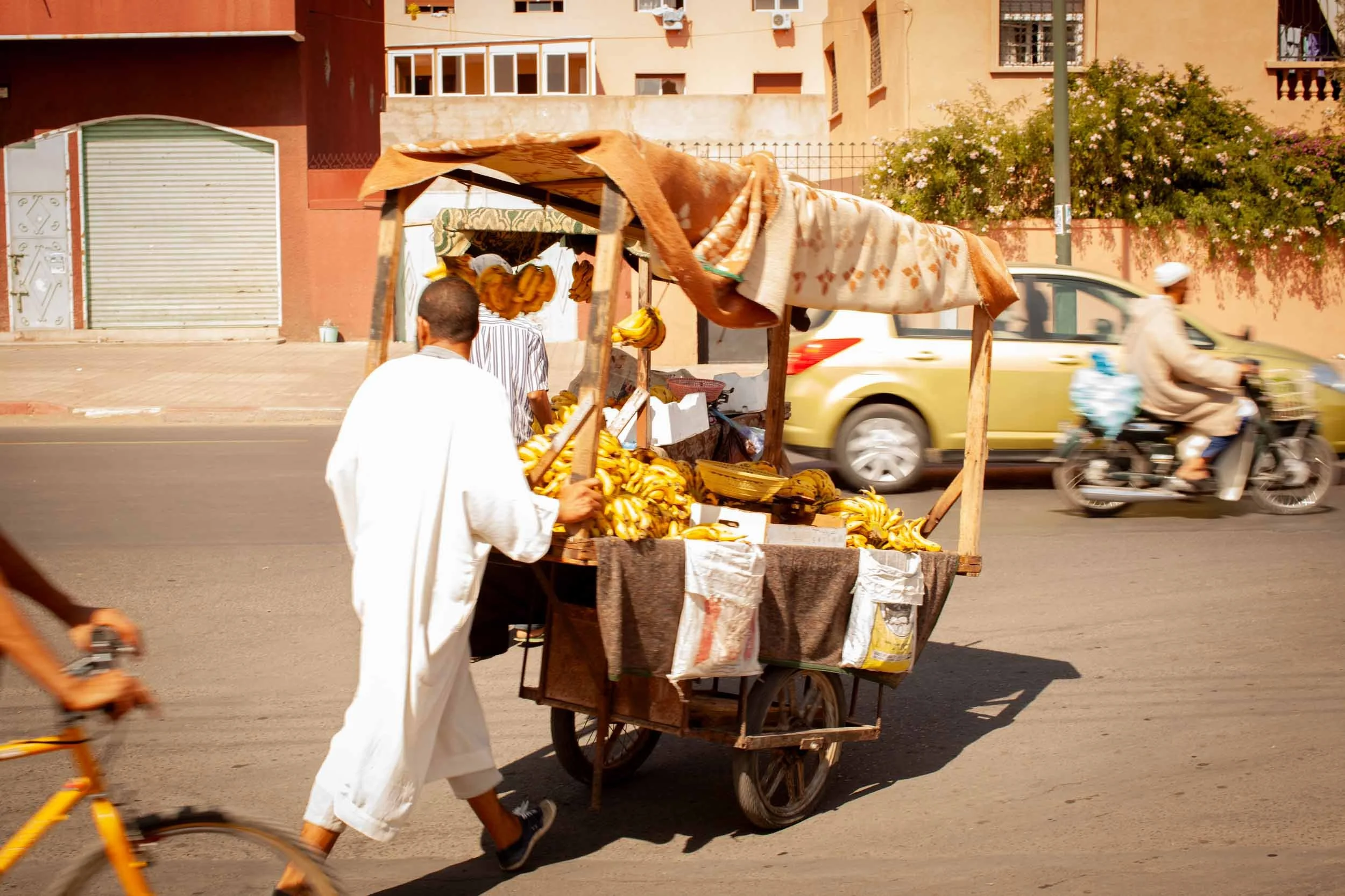 Street-Vendor-Cart-in-Marrakech.jpg