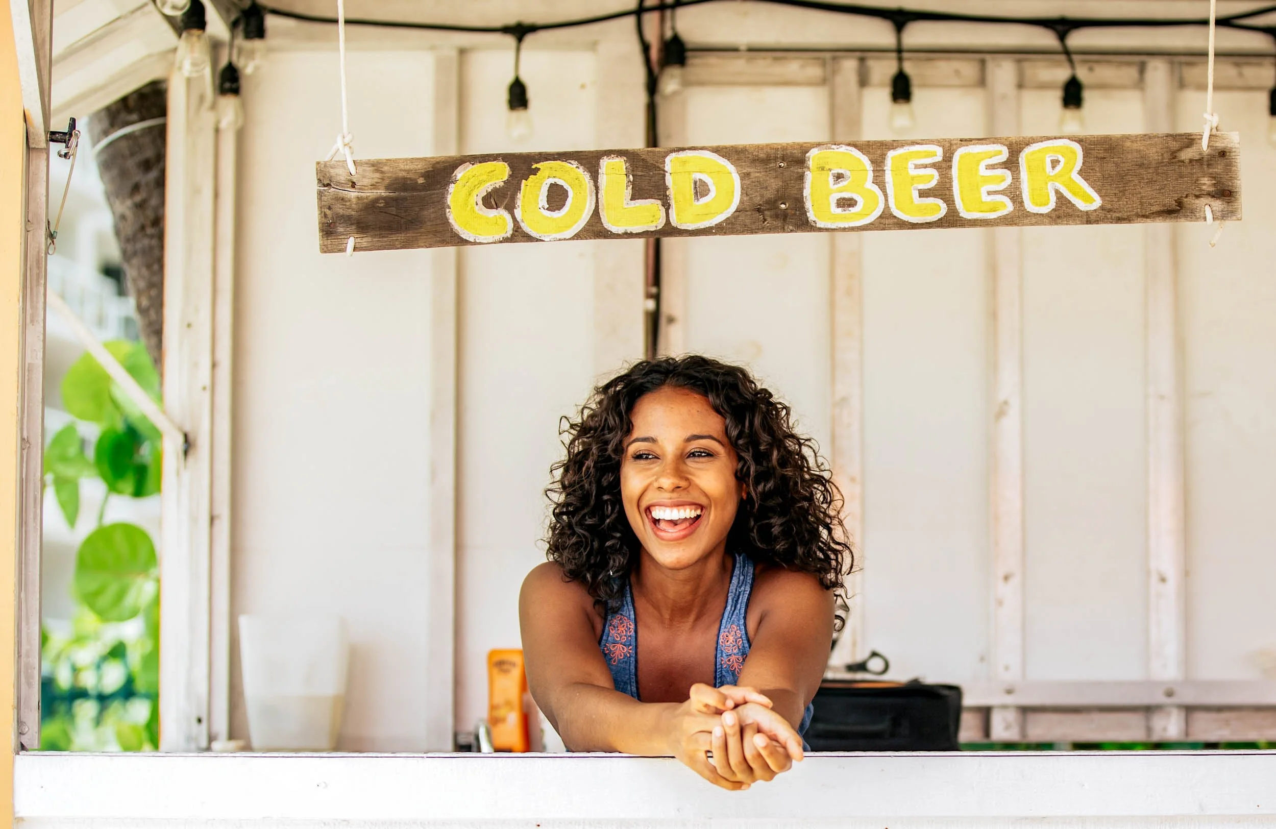 Smiling-Woman-at-Beer-Stall.jpg